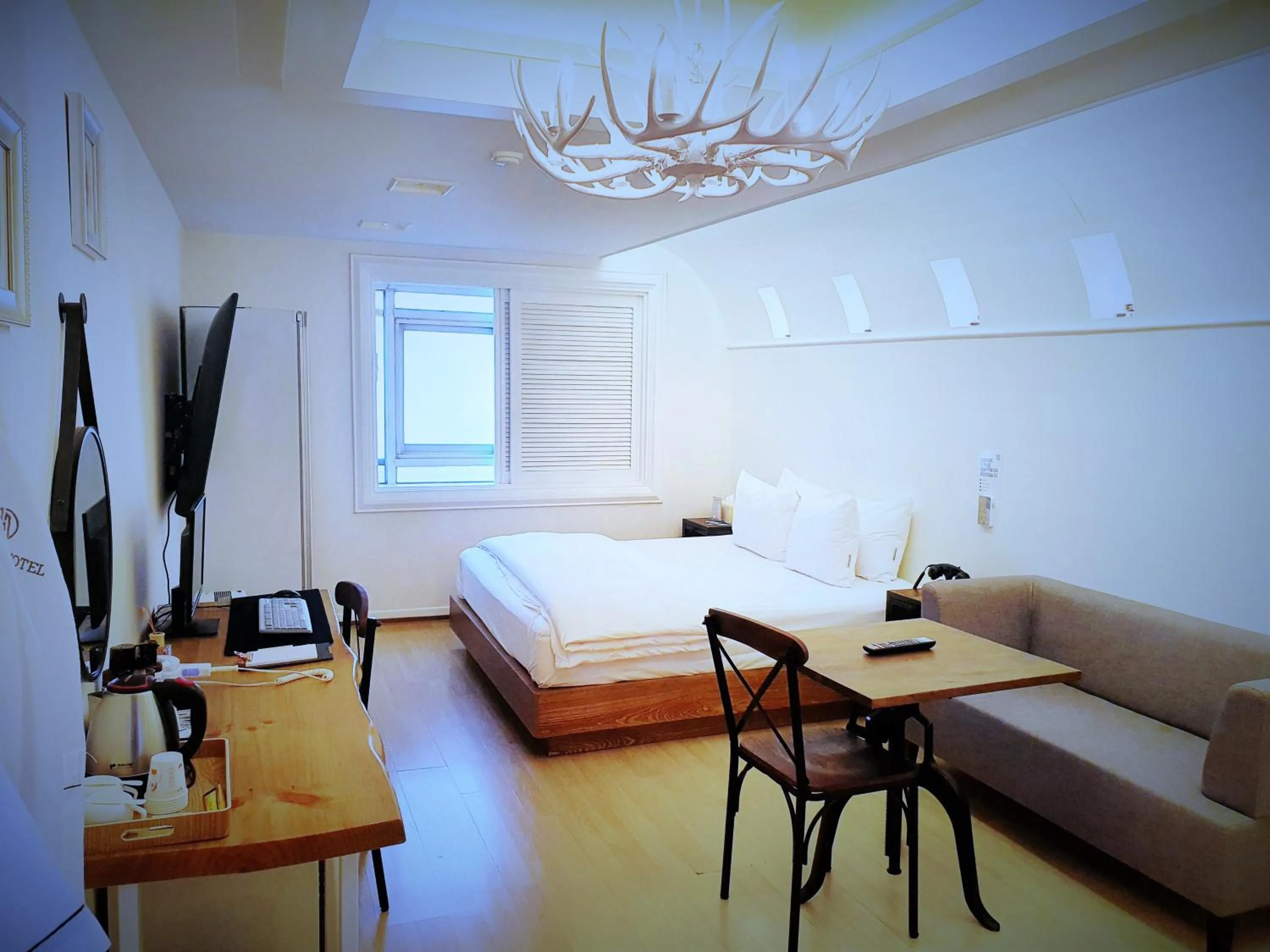 Property building, Bed in Uneed Hotel