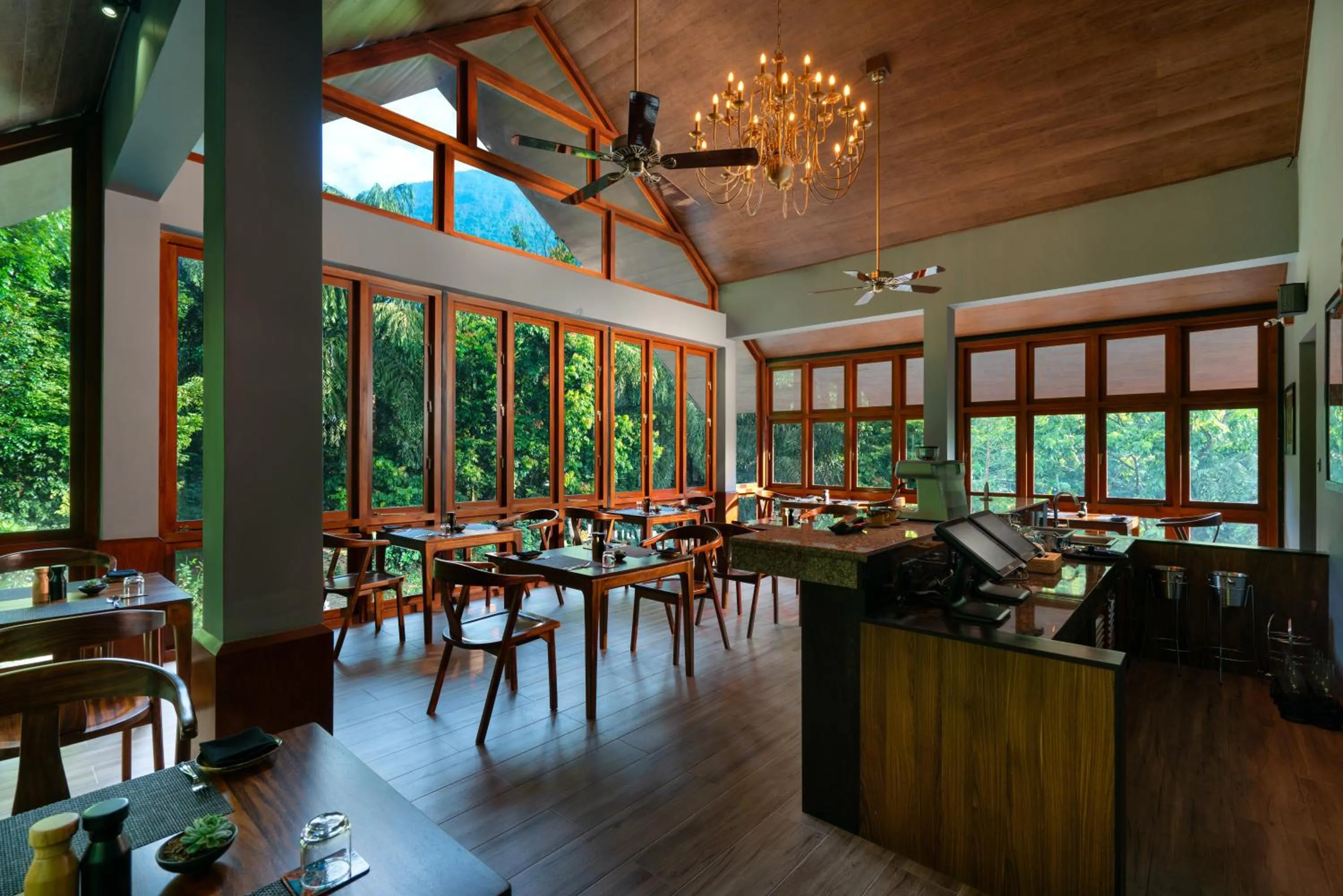 Restaurant/places to eat in Moksha at Kitulgala - Rainforest Boutique Hotel