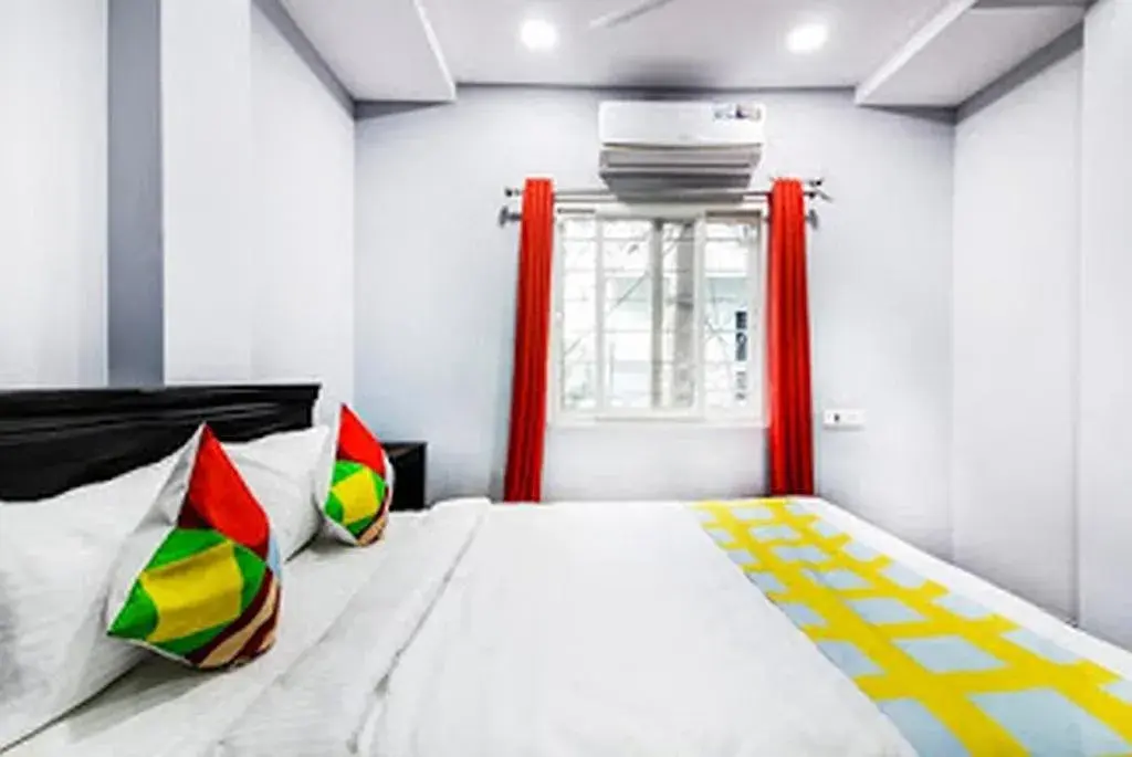 Deluxe Triple Room in Jubilee Homes Deluxe Triple Room in Jubilee Homes