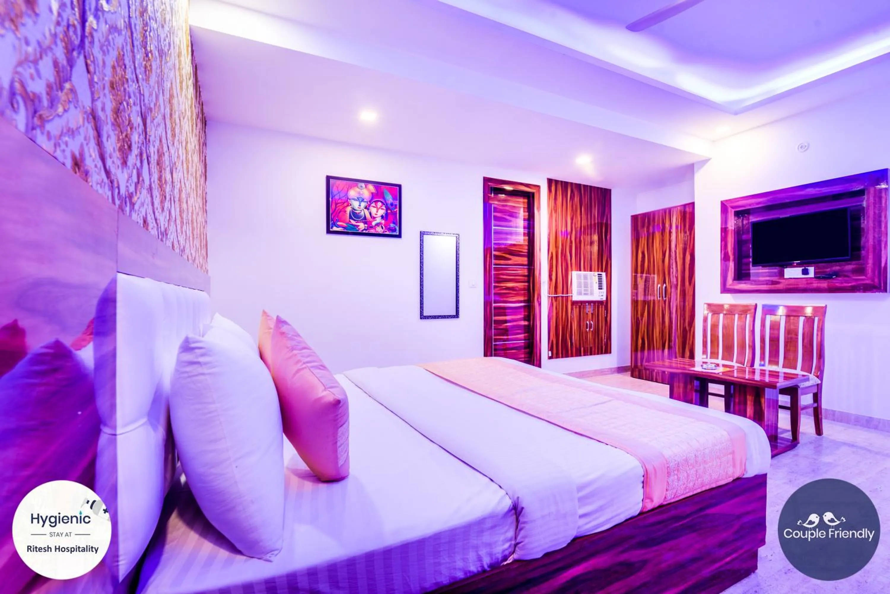 Bed in Hotel Fabulous - Delhi International Airport