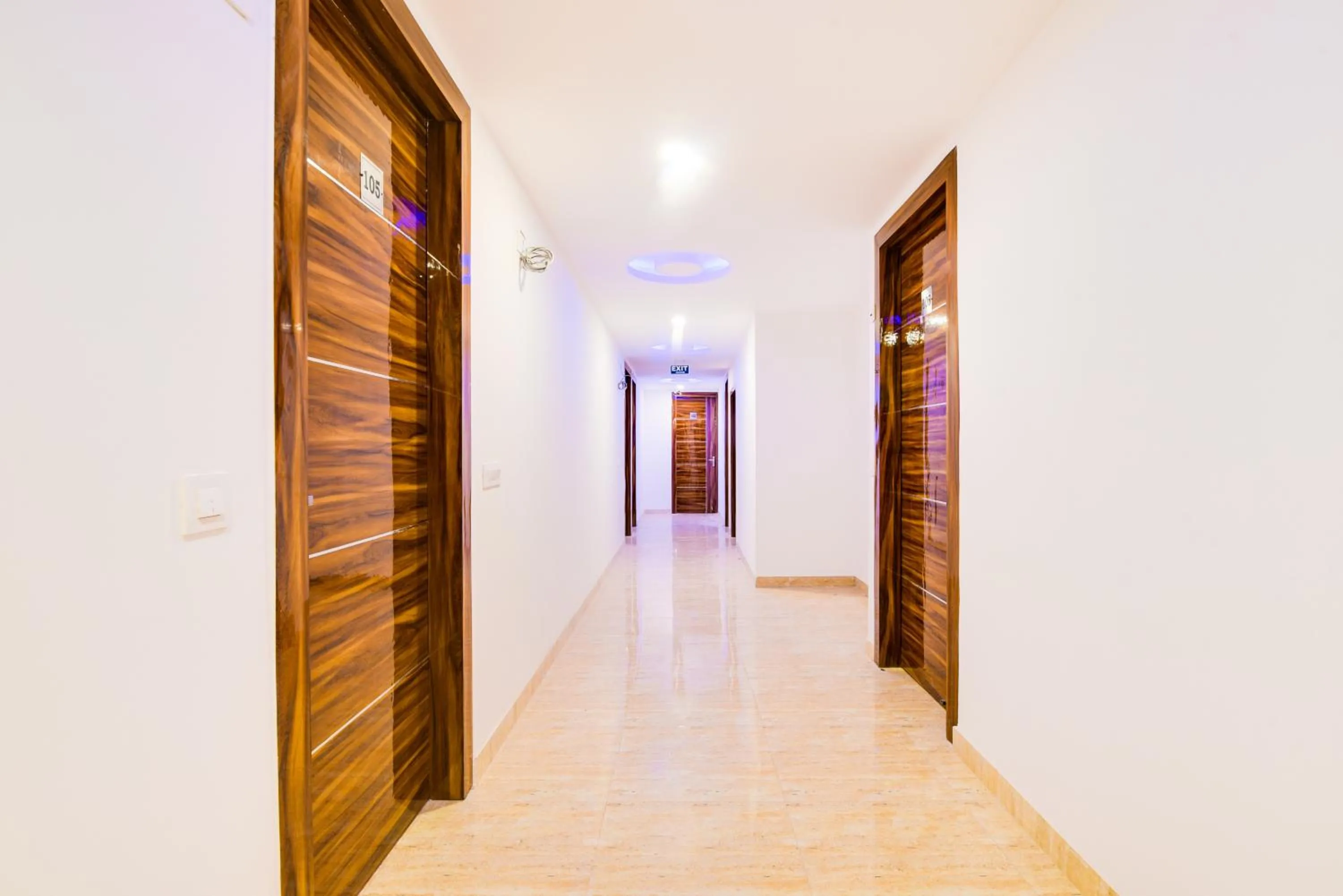 Facade/entrance in Hotel Fabulous - Delhi International Airport