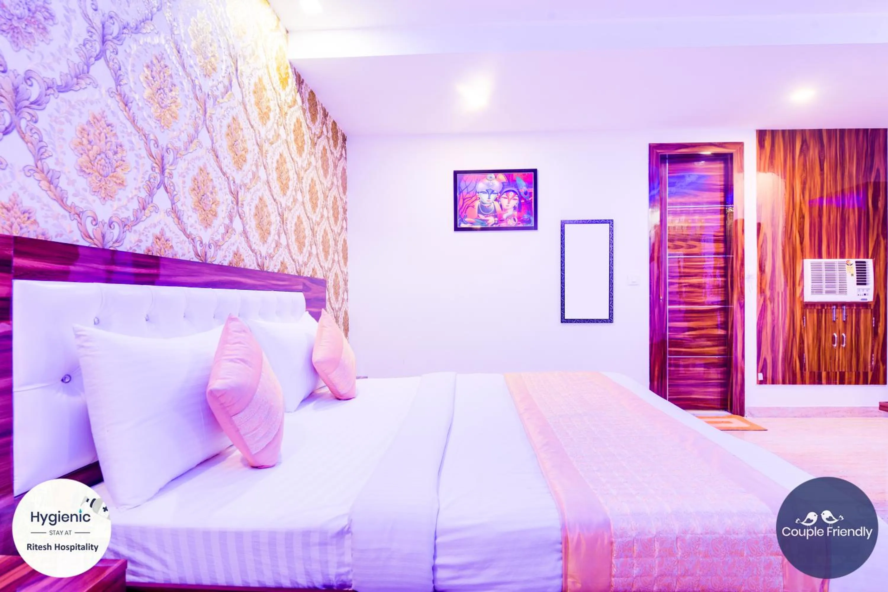 Bed in Hotel Fabulous - Delhi International Airport