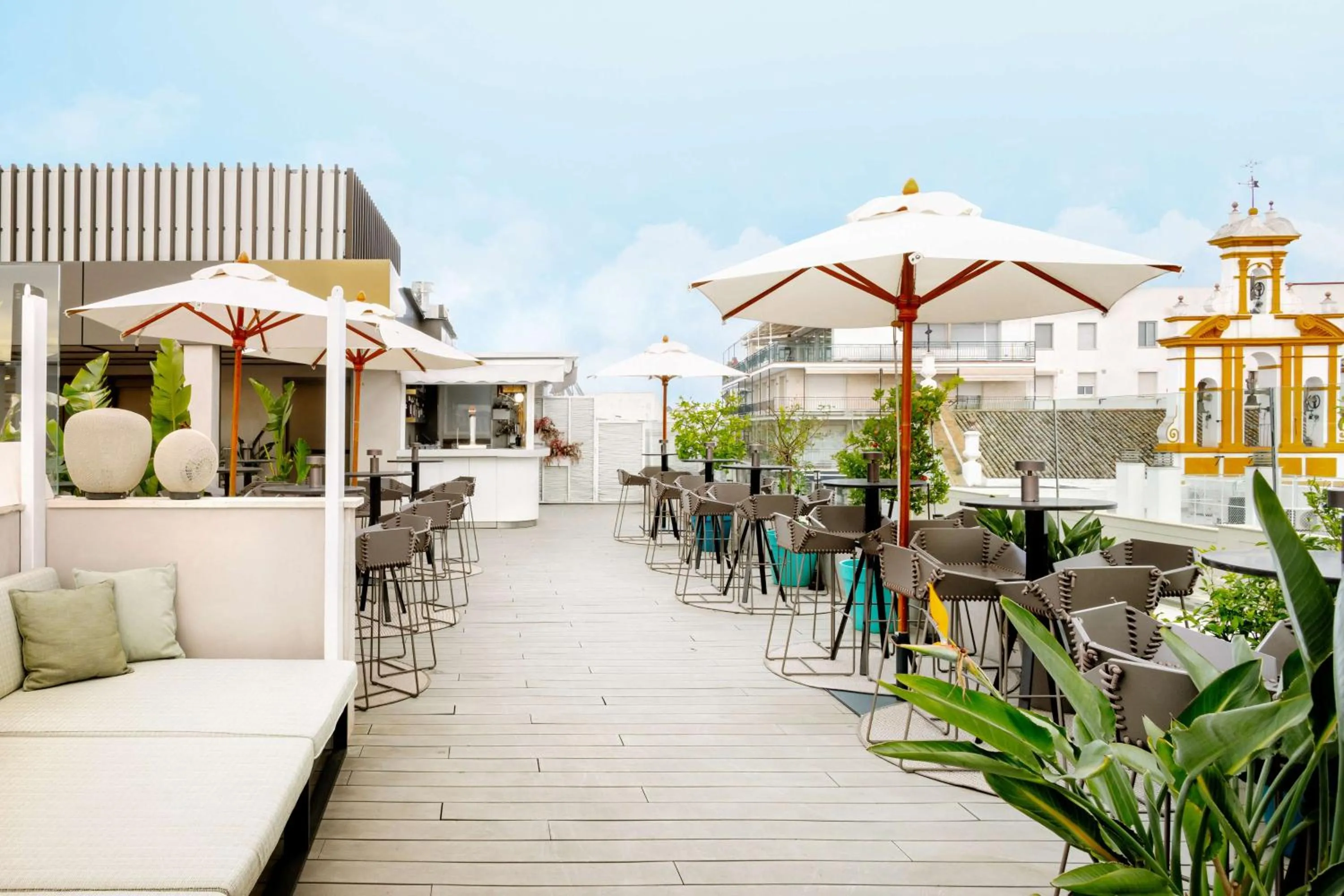 Lounge or bar in Radisson Collection Hotel, Magdalena Plaza Sevilla