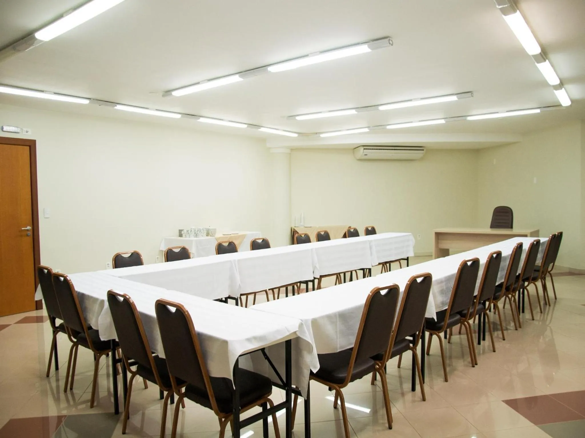 Meeting/conference room in Copas Executive Hotel