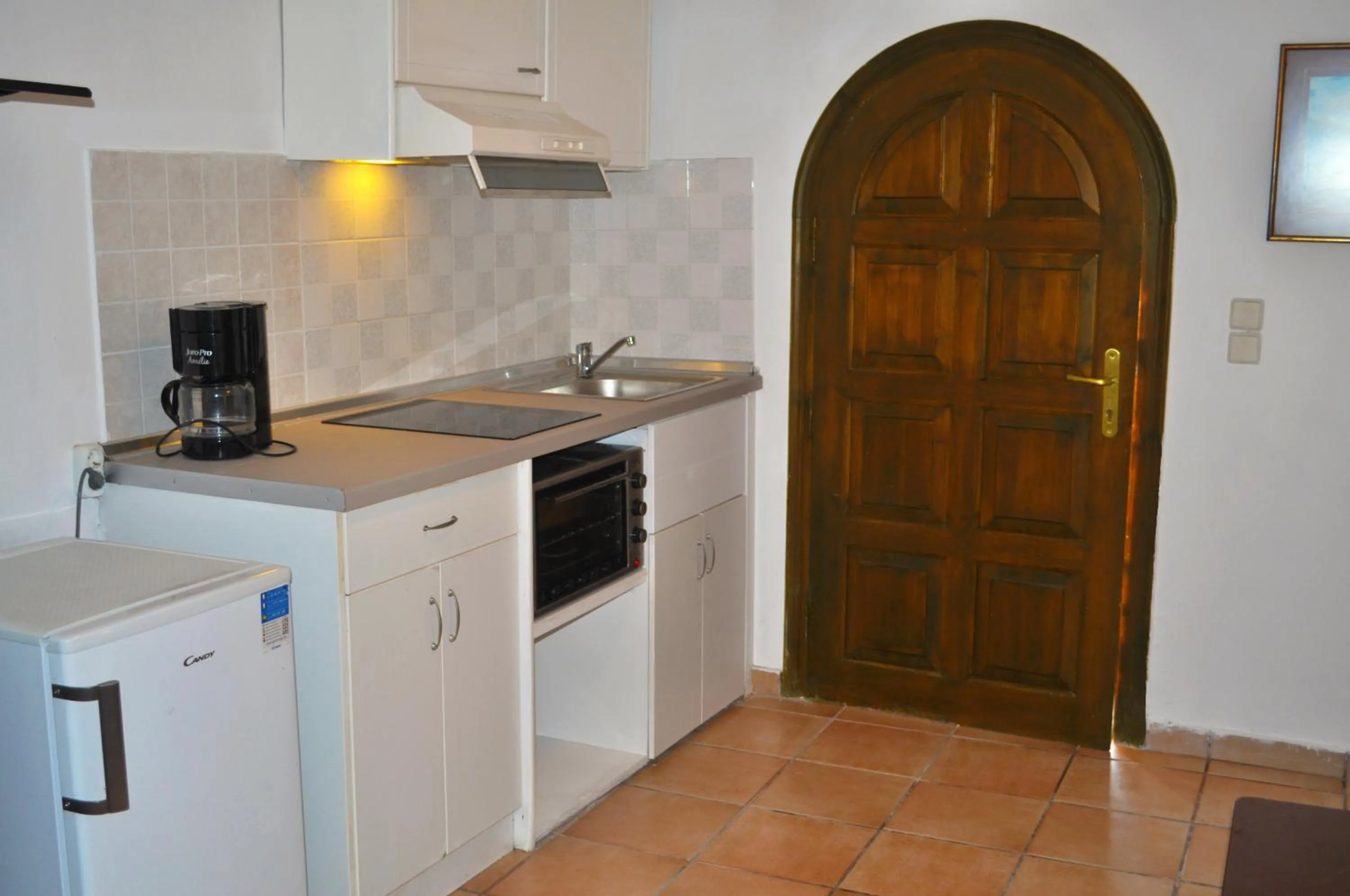 kitchen in Studio Apartments Maria with Pool - Agios Gordios Beach