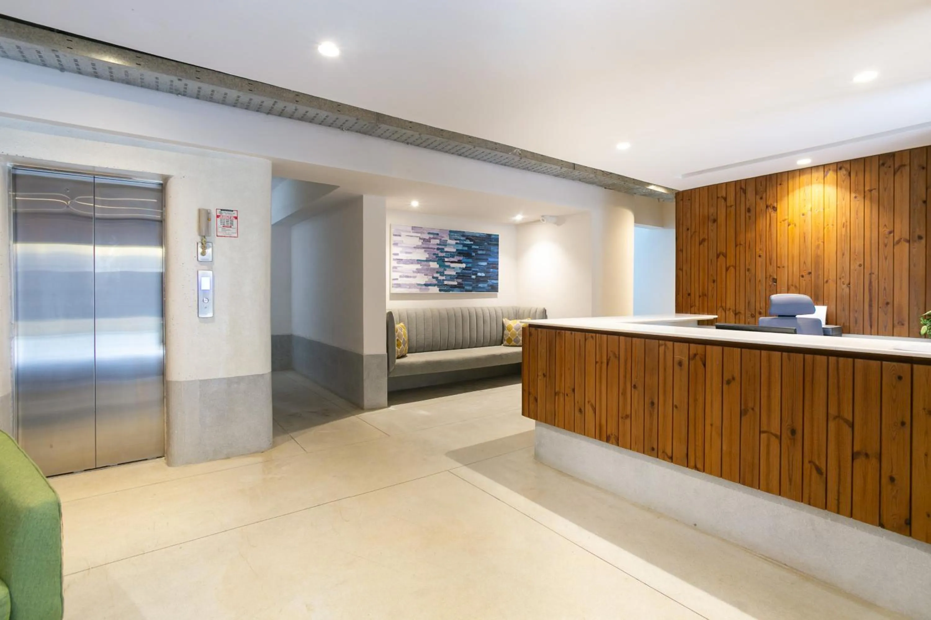 Lobby or reception in Kozi Suites Nairobi Airport