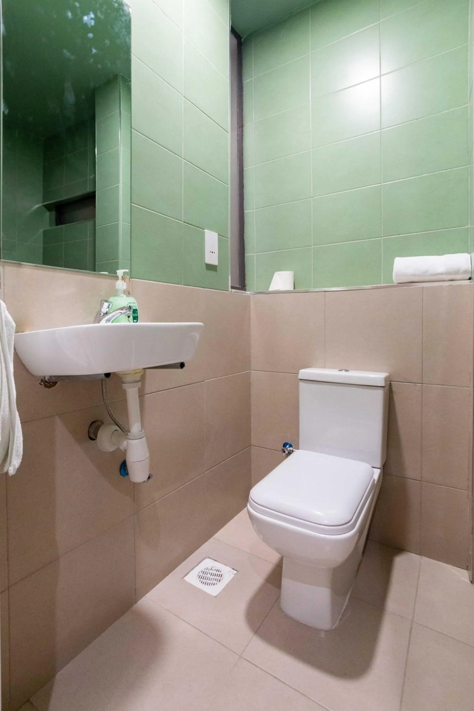 Bathroom in Kozi Suites Nairobi Airport