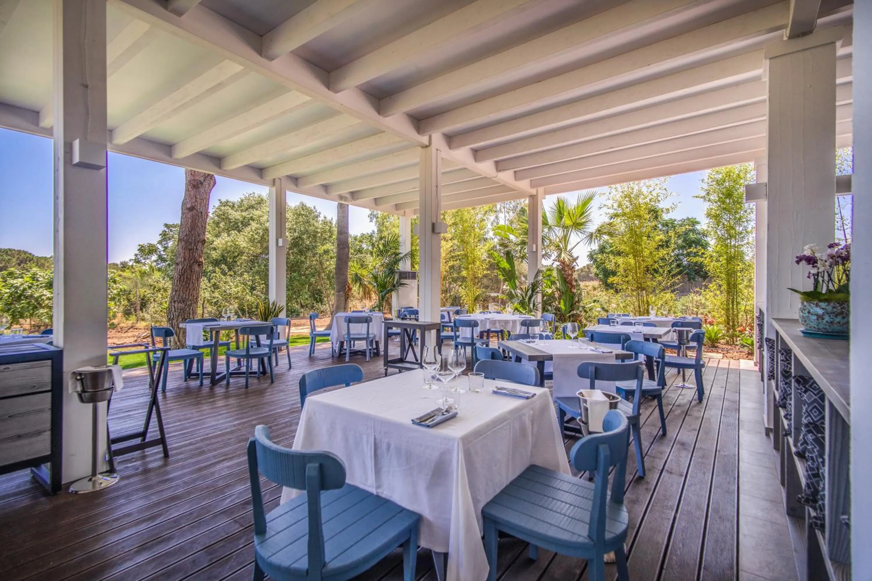 Restaurant/places to eat in Cala Sinzias Resort