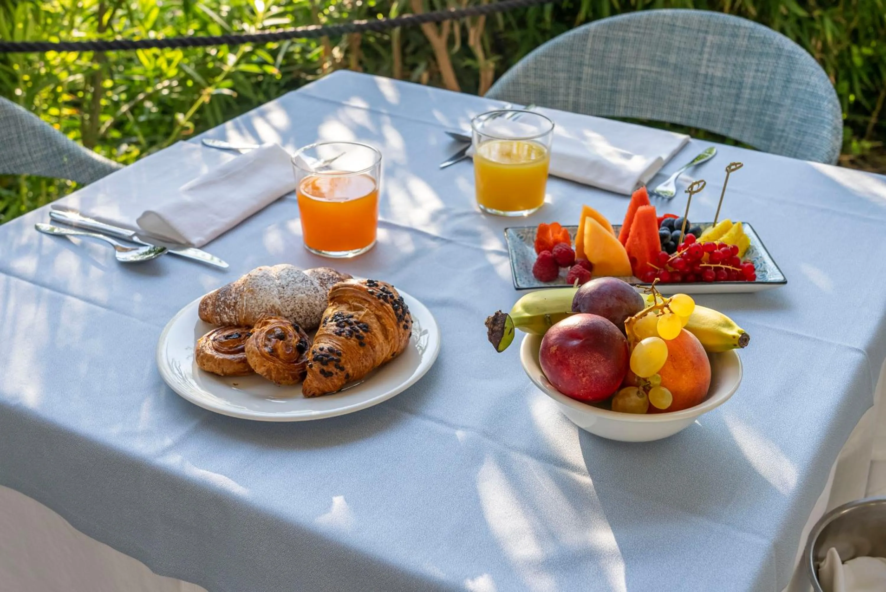 Breakfast in Cala Sinzias Resort