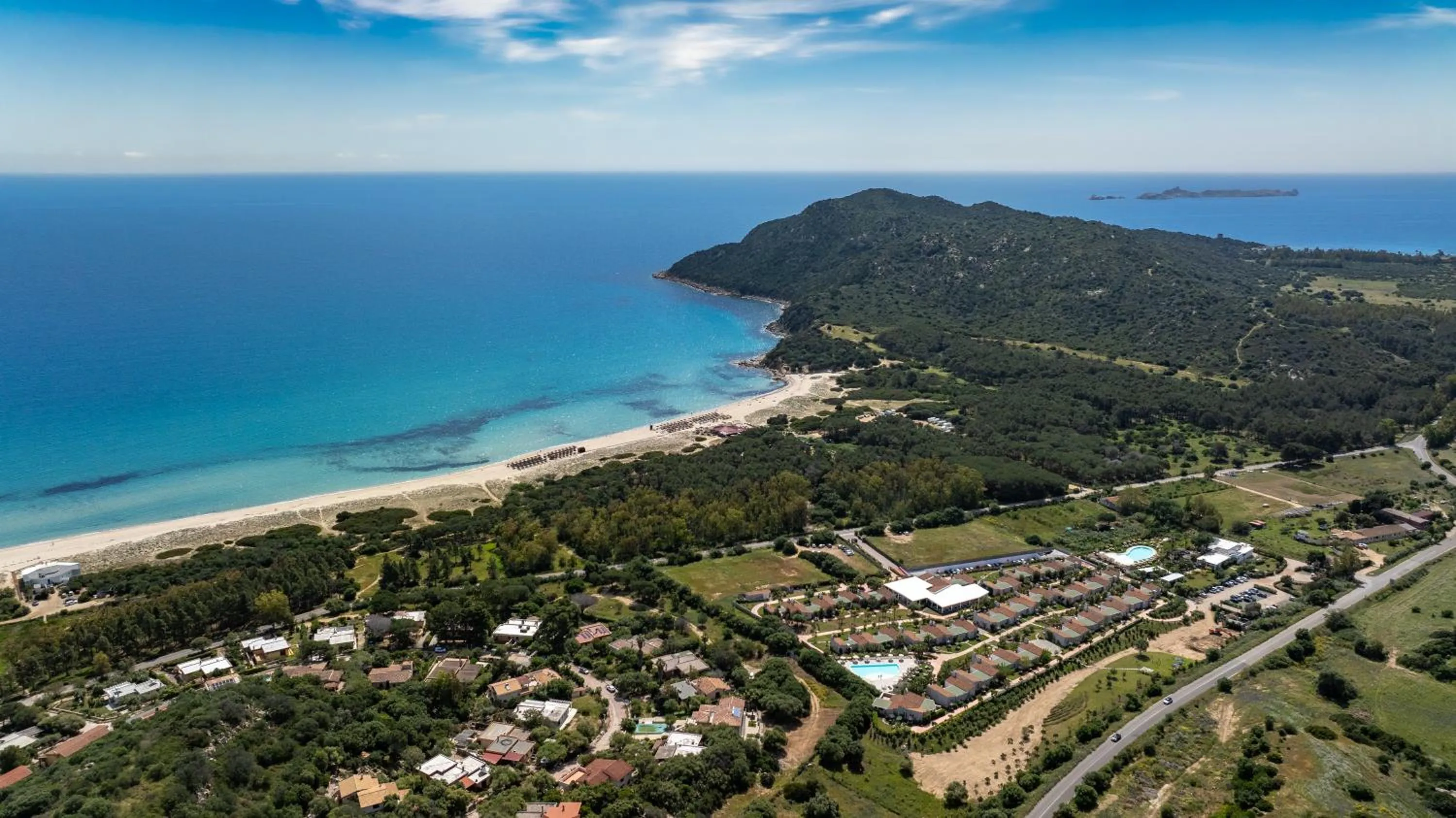 Summer in Cala Sinzias Resort