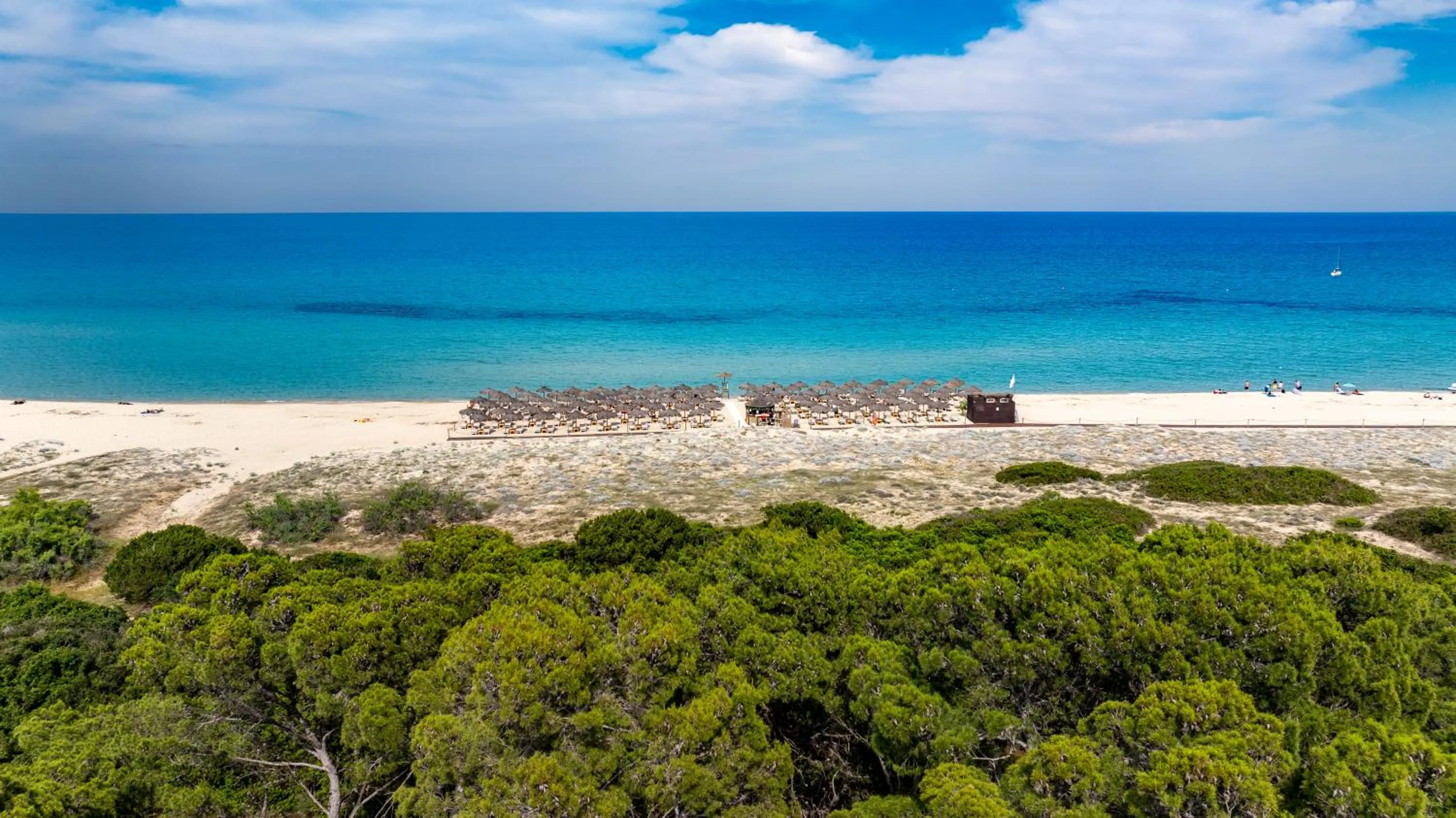 Day in Cala Sinzias Resort