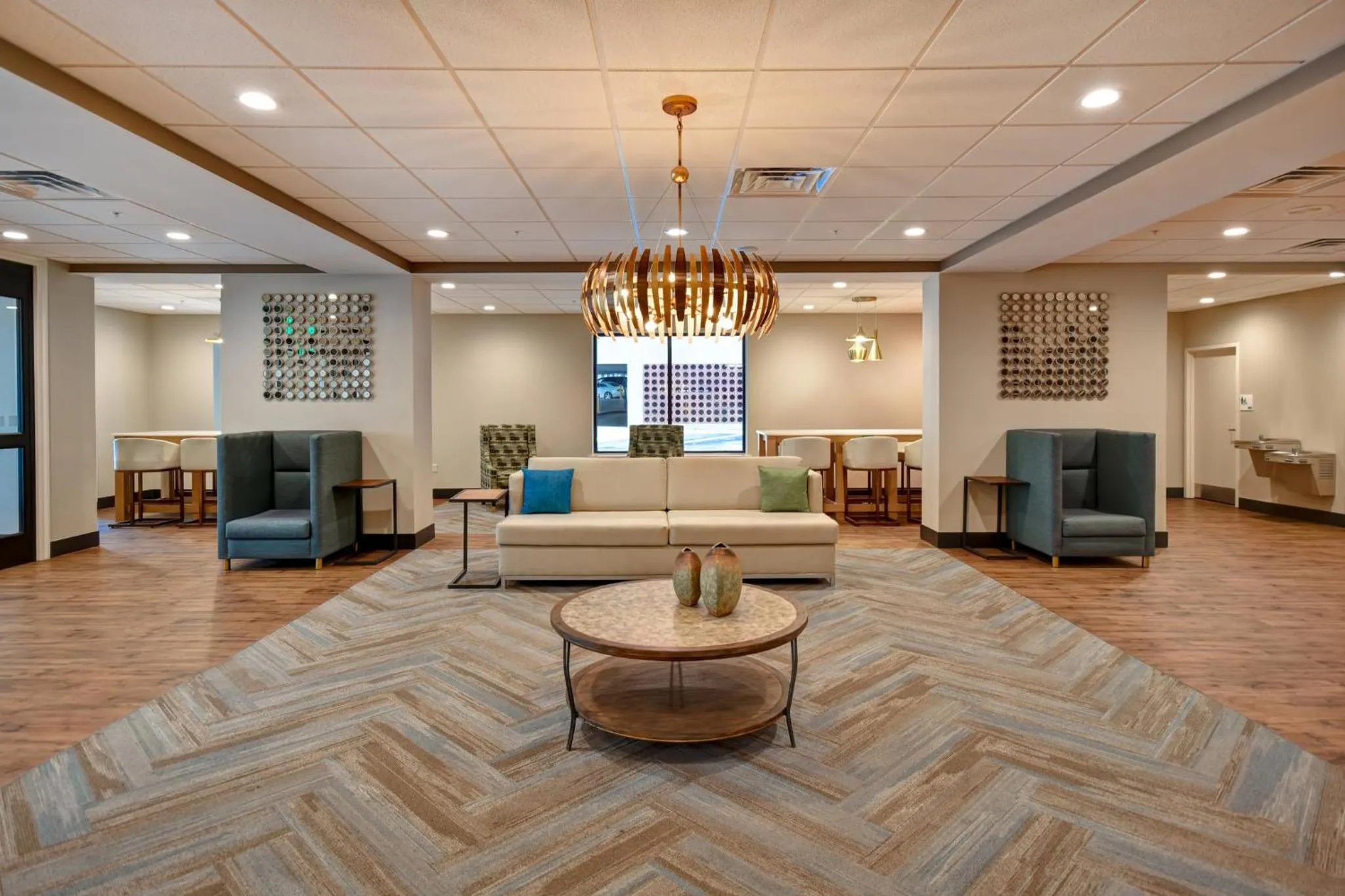 Property building in Holiday Inn Lancaster by IHG