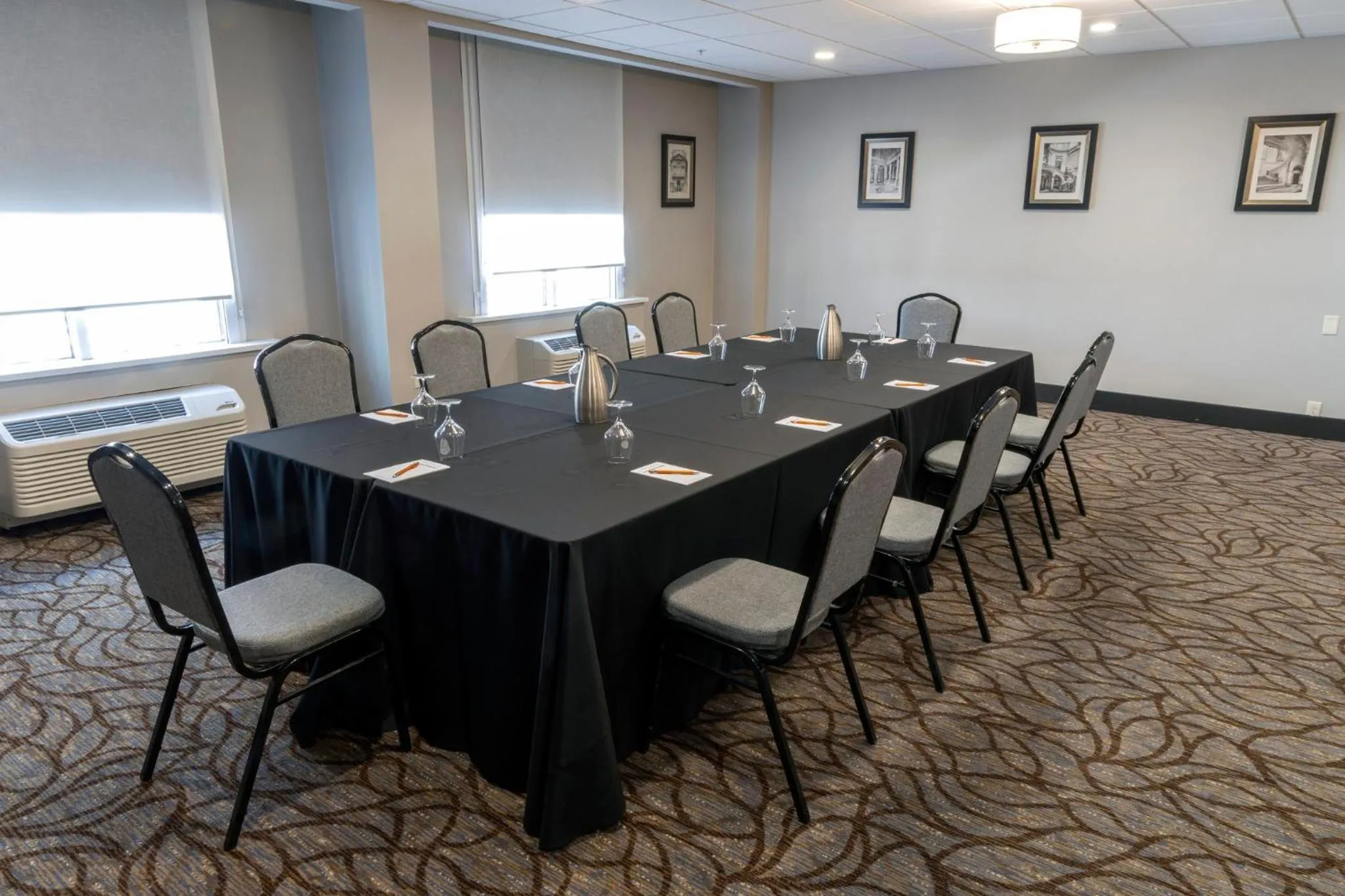 Meeting/conference room in Holiday Inn Lancaster by IHG