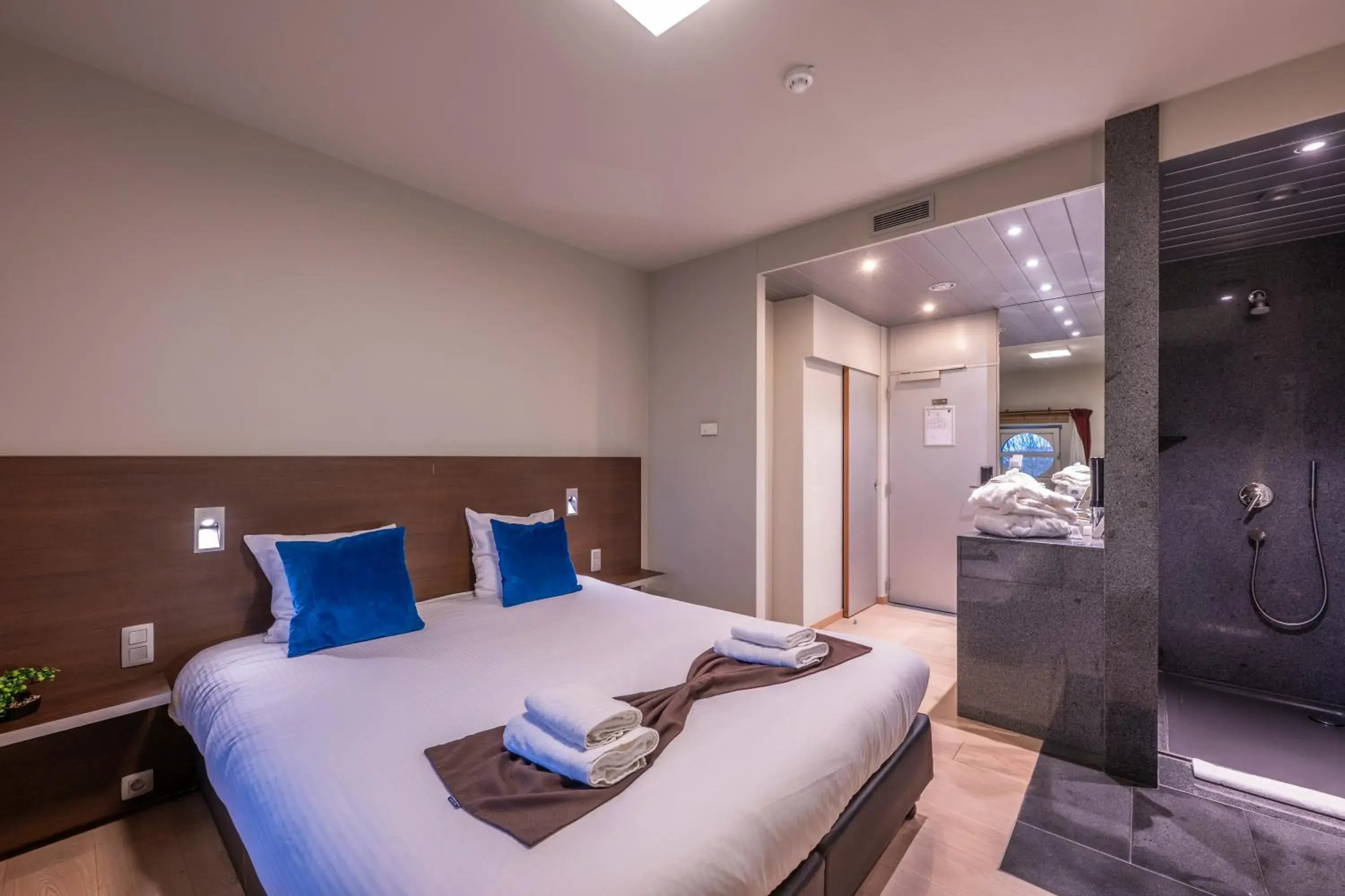 Standard Twin Room - single occupancy in Hotel Falko Standard Twin Room - single occupancy in Hotel Falko