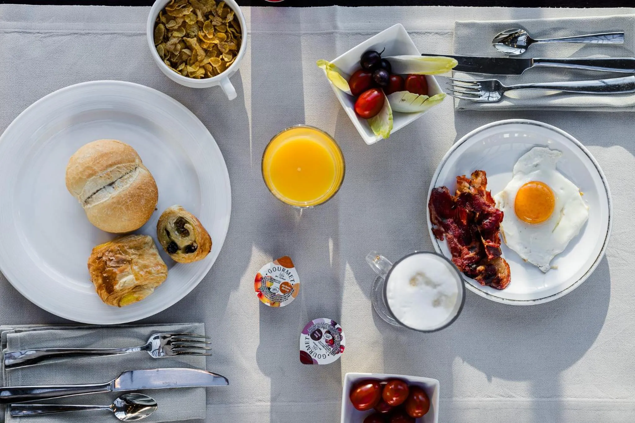 Food and drinks in Hotel Falko