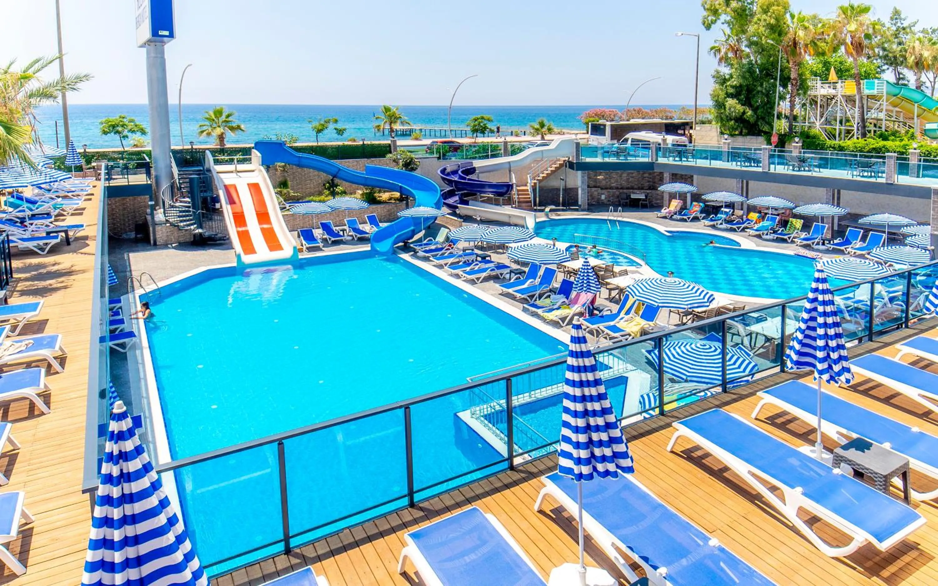 Swimming pool in Relax Beach Hotel