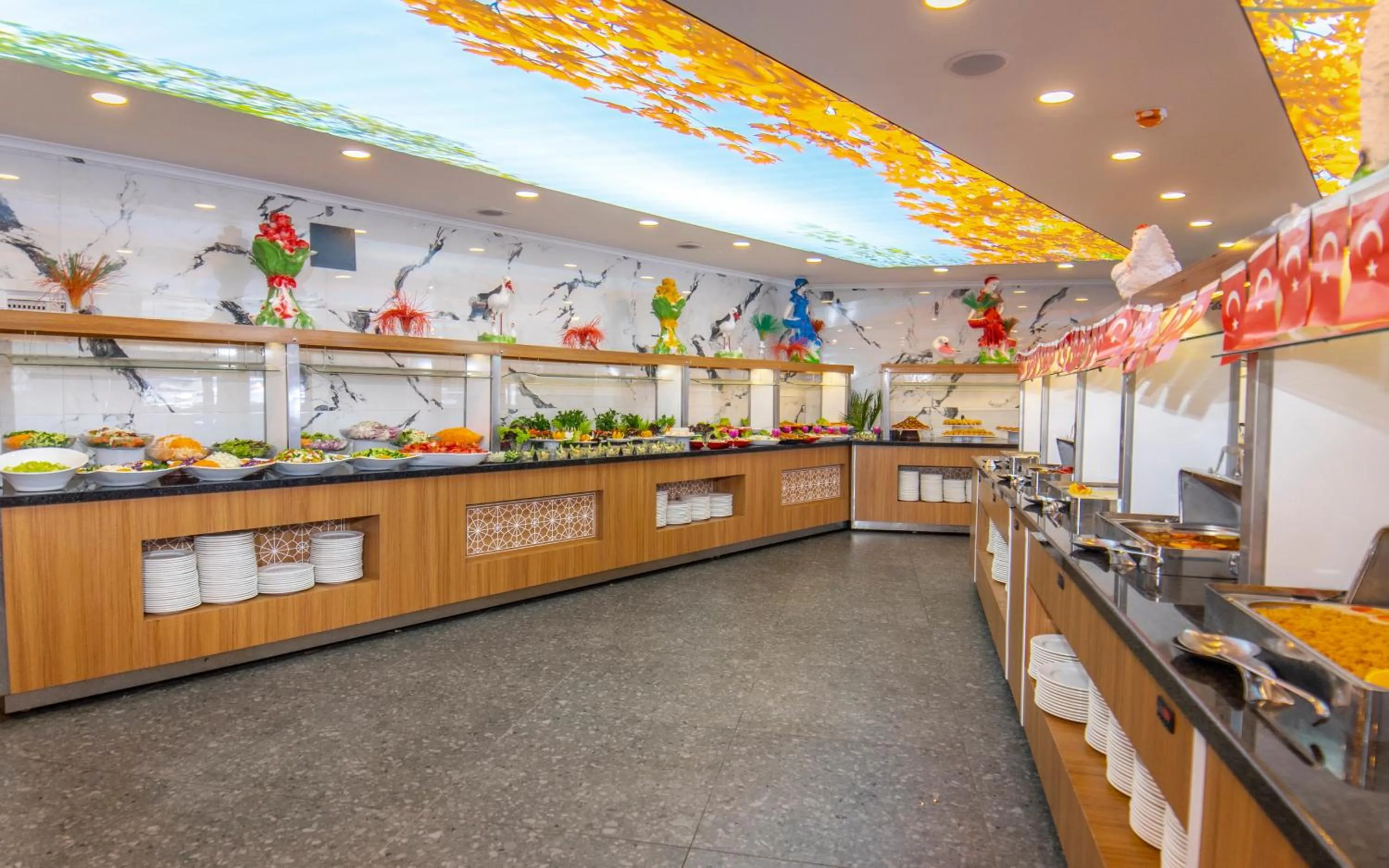 Restaurant/places to eat in Relax Beach Hotel