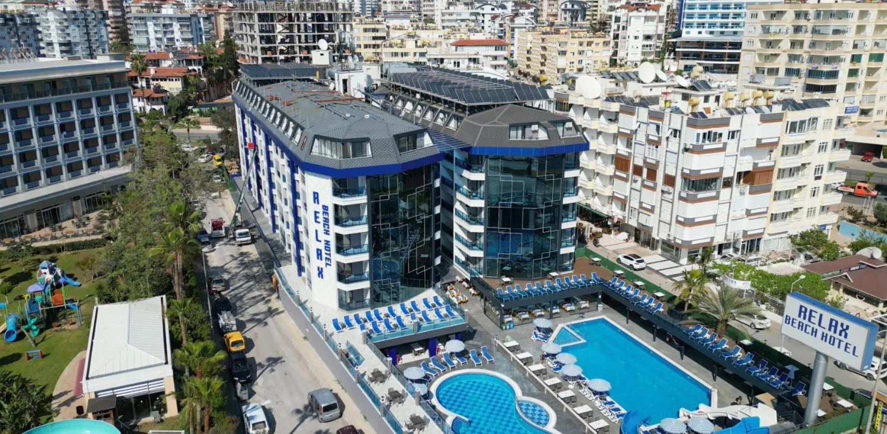 Property building in Relax Beach Hotel