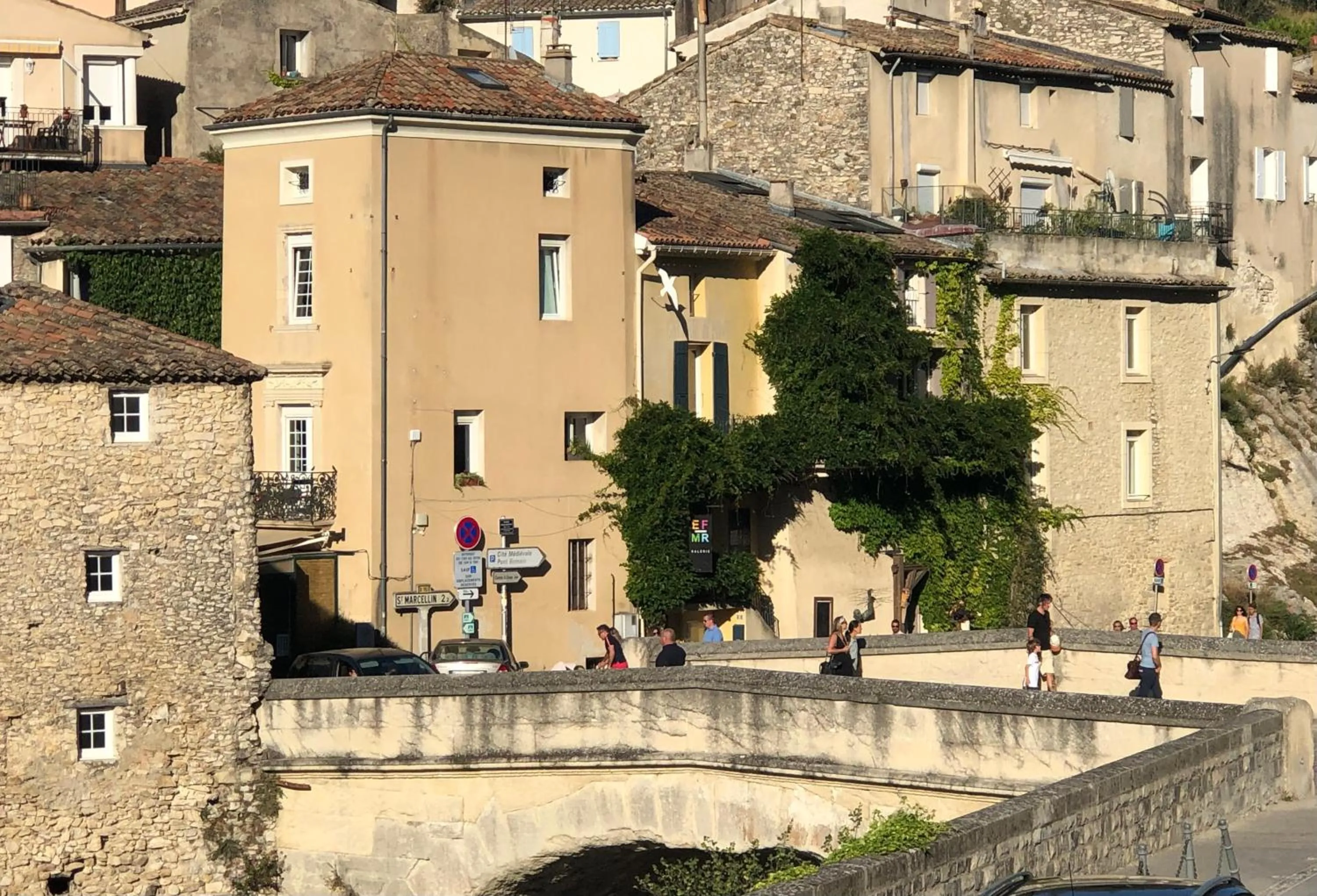La Maison du Pont Romain