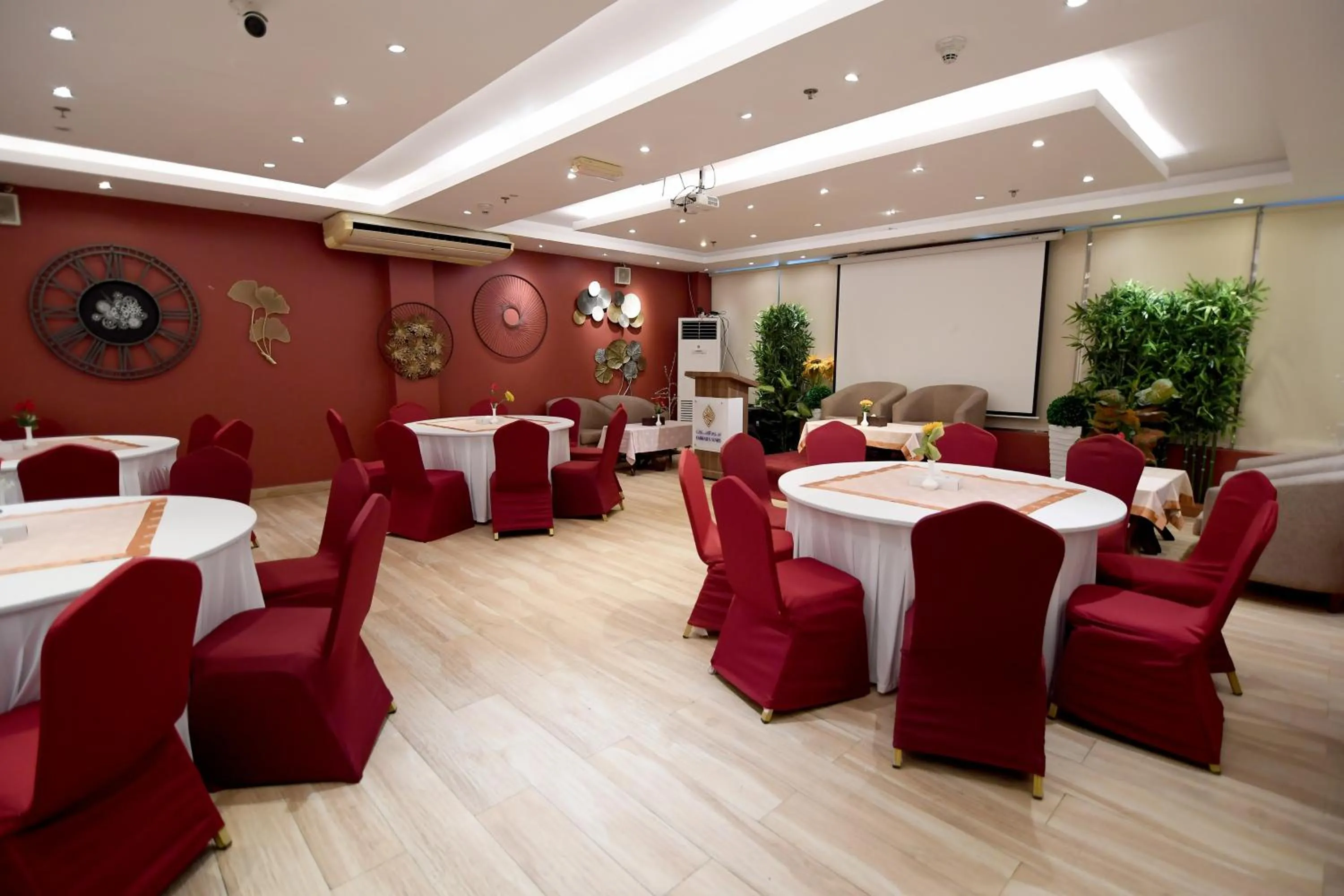 Banquet/Function facilities in Emirates Stars Hotel Apartments Dubai