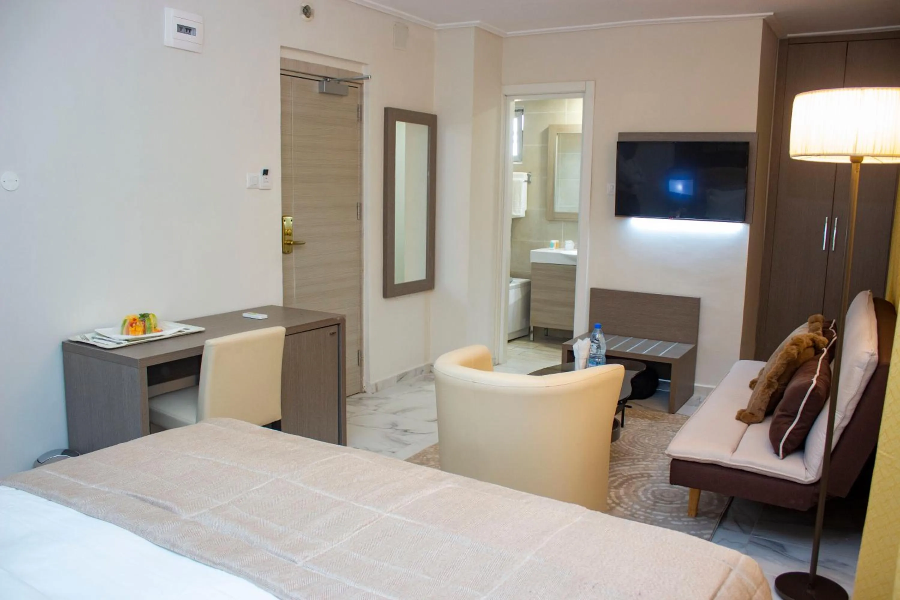 Family, Bed in MERINA HOTEL