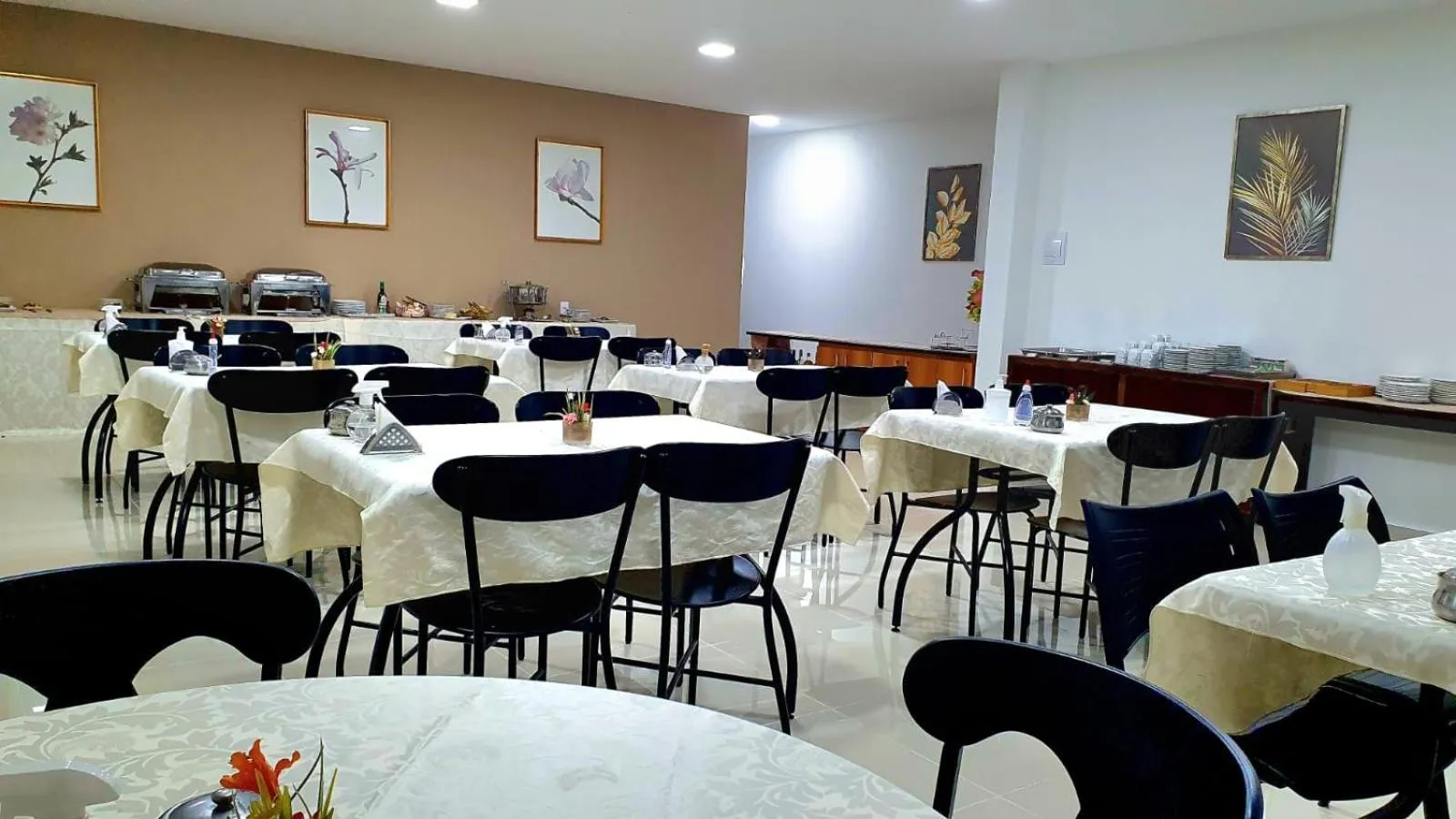 Restaurant/places to eat in Hotel Bellavista