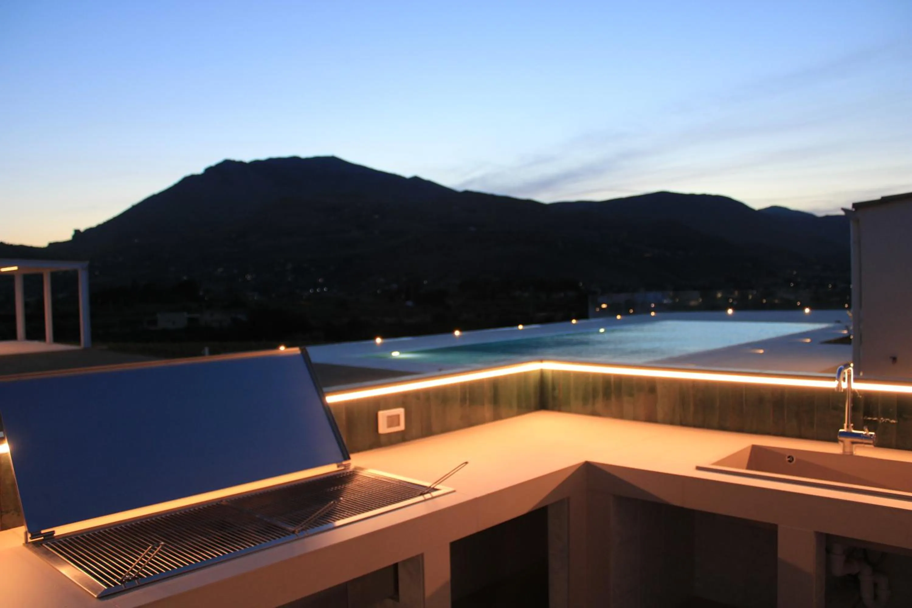 BBQ facilities in Villa Etesiae