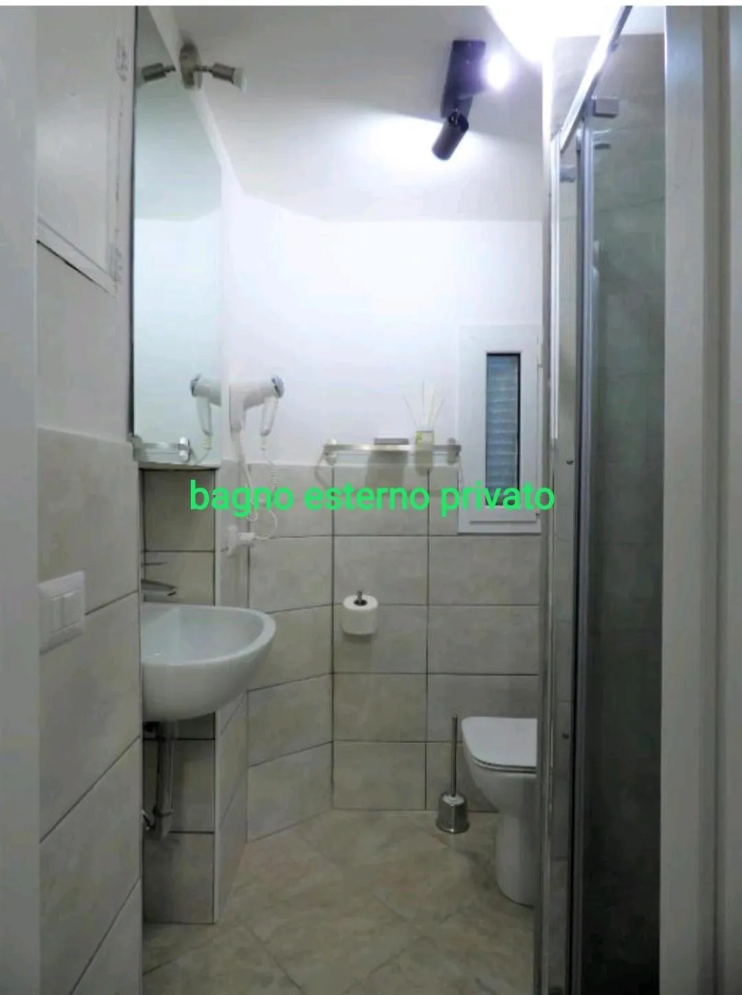 Vite 99 spanish steps room