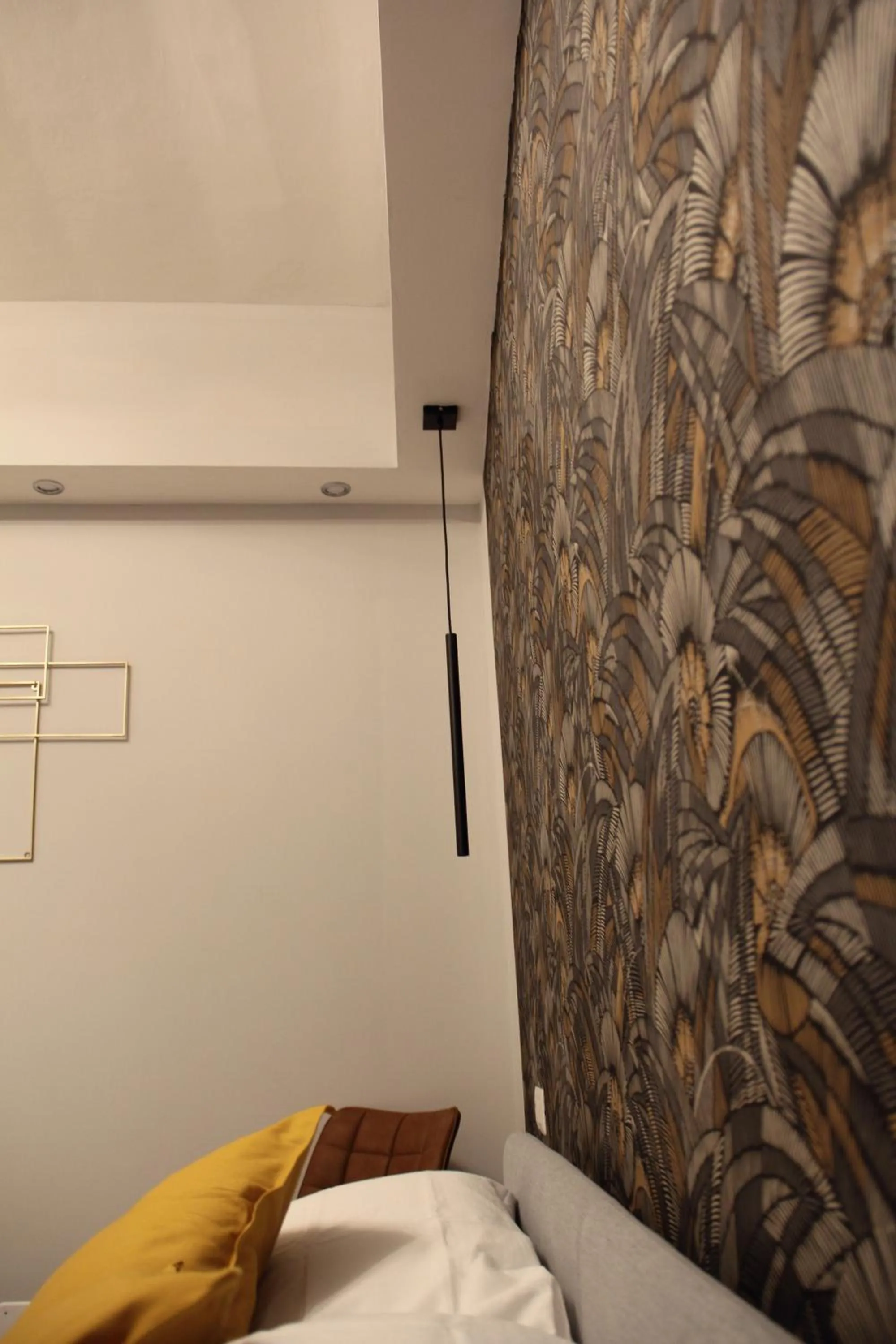 Bed in Vite 99 spanish steps room