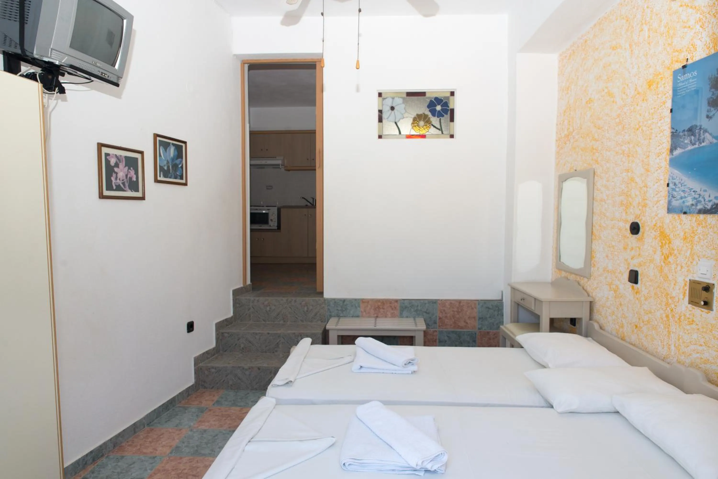 Photo of the whole room, Bed in Villa Maria