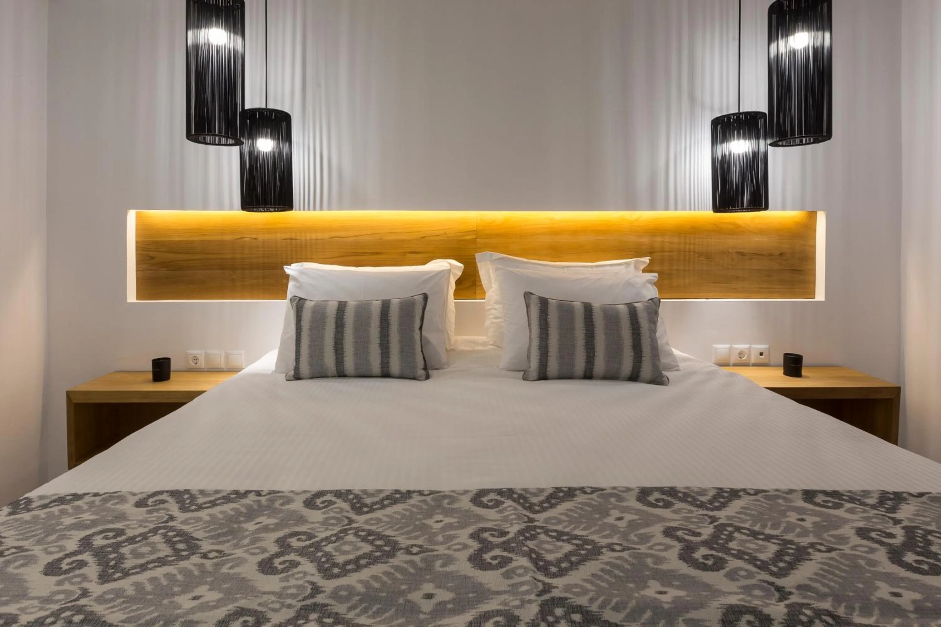 Property building, Bed in Mykonos Panormos Villas