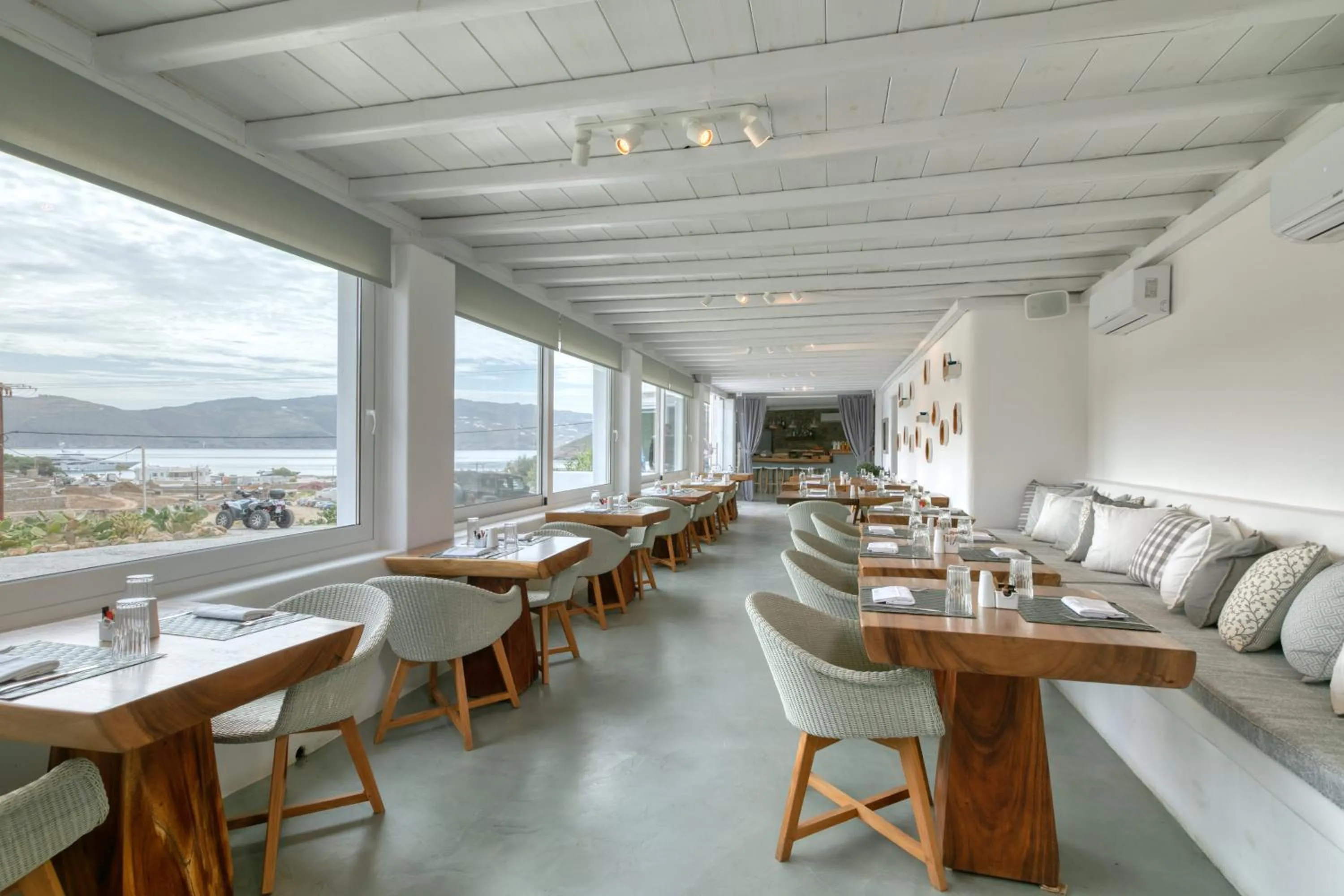 Restaurant/places to eat in Mykonos Panormos Villas