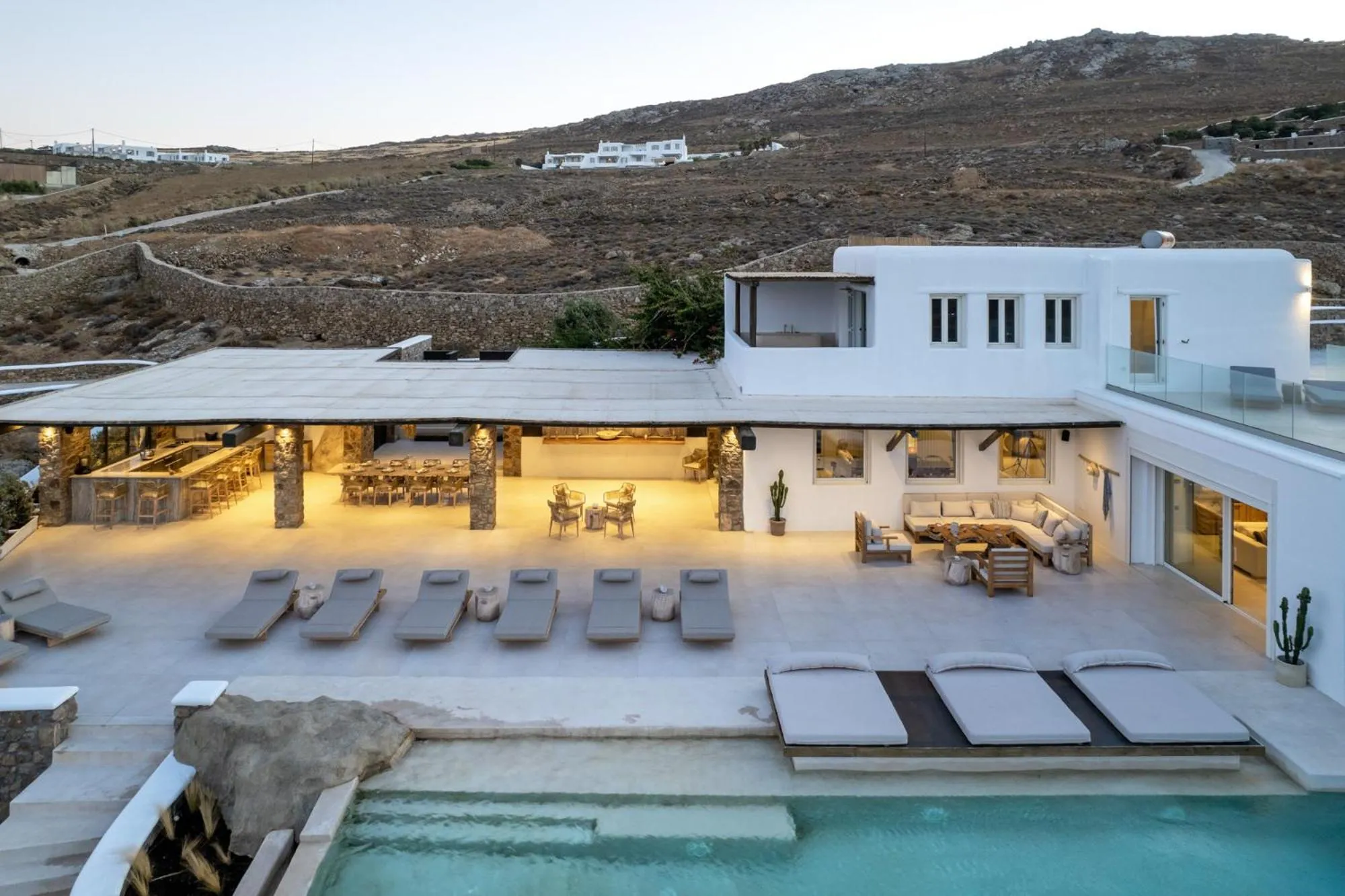 Property building in Mykonos Panormos Villas