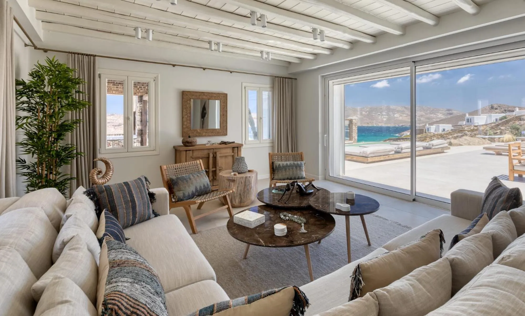 Living room in Mykonos Panormos Villas