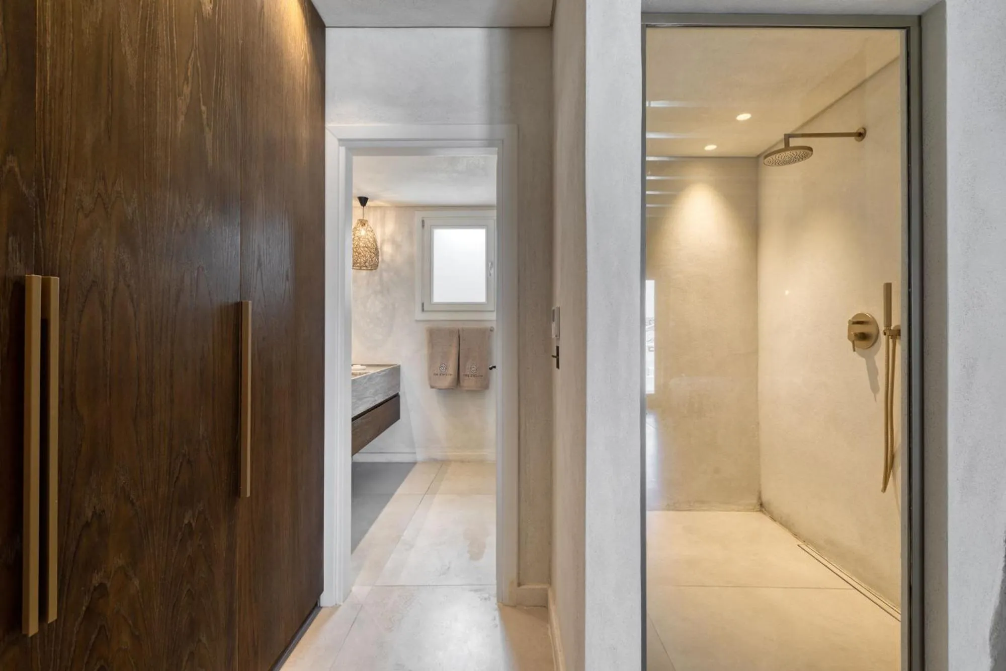 Shower, Bed in Mykonos Panormos Villas