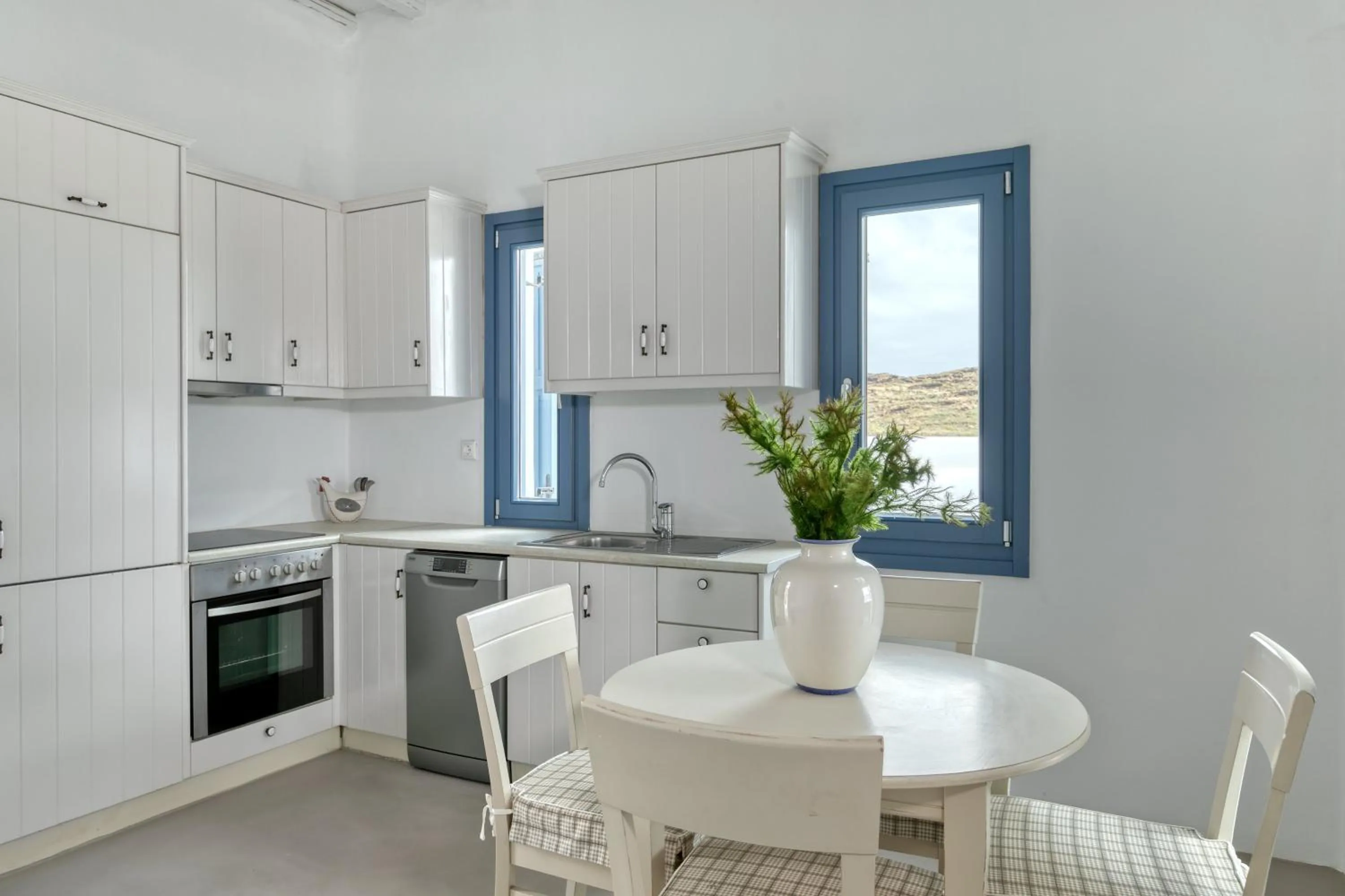 Kitchen or kitchenette in Mykonos Panormos Villas