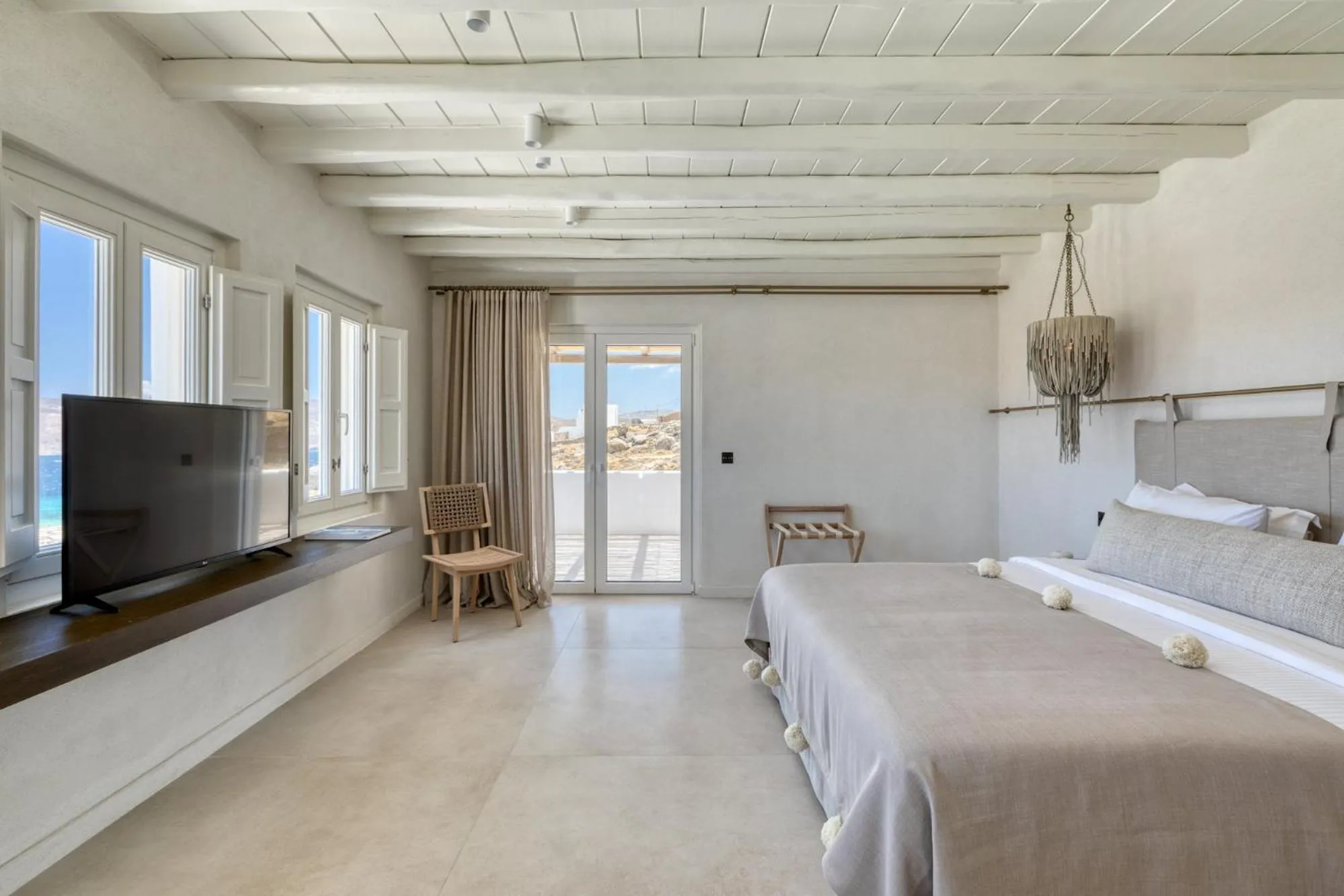 Bedroom, Bed in Mykonos Panormos Villas