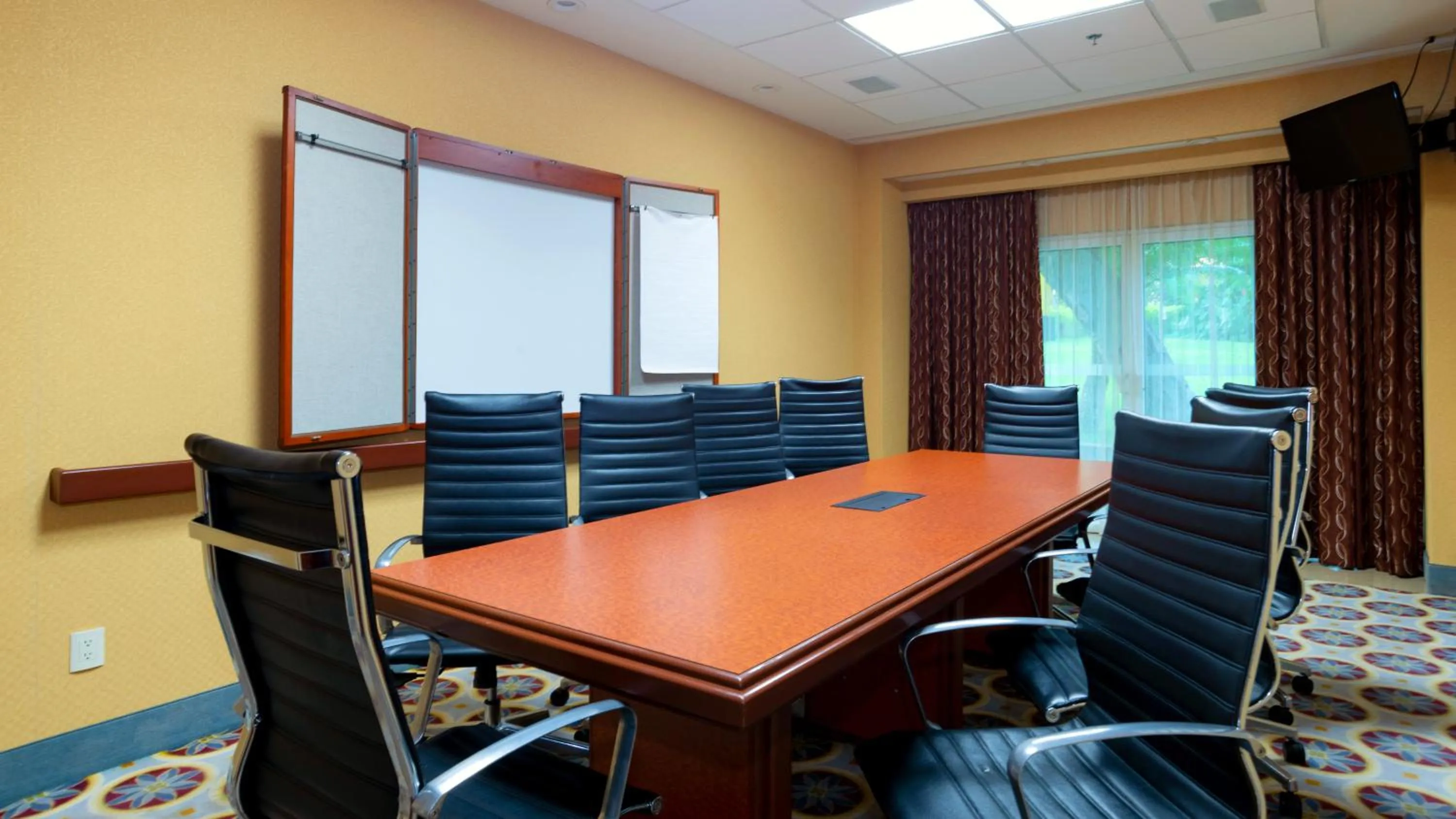 Meeting/conference room in Holiday Inn Express & Suites Cuernavaca by IHG