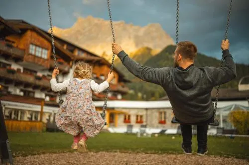Hotel Tirolerhof - Familotel Zugspitze