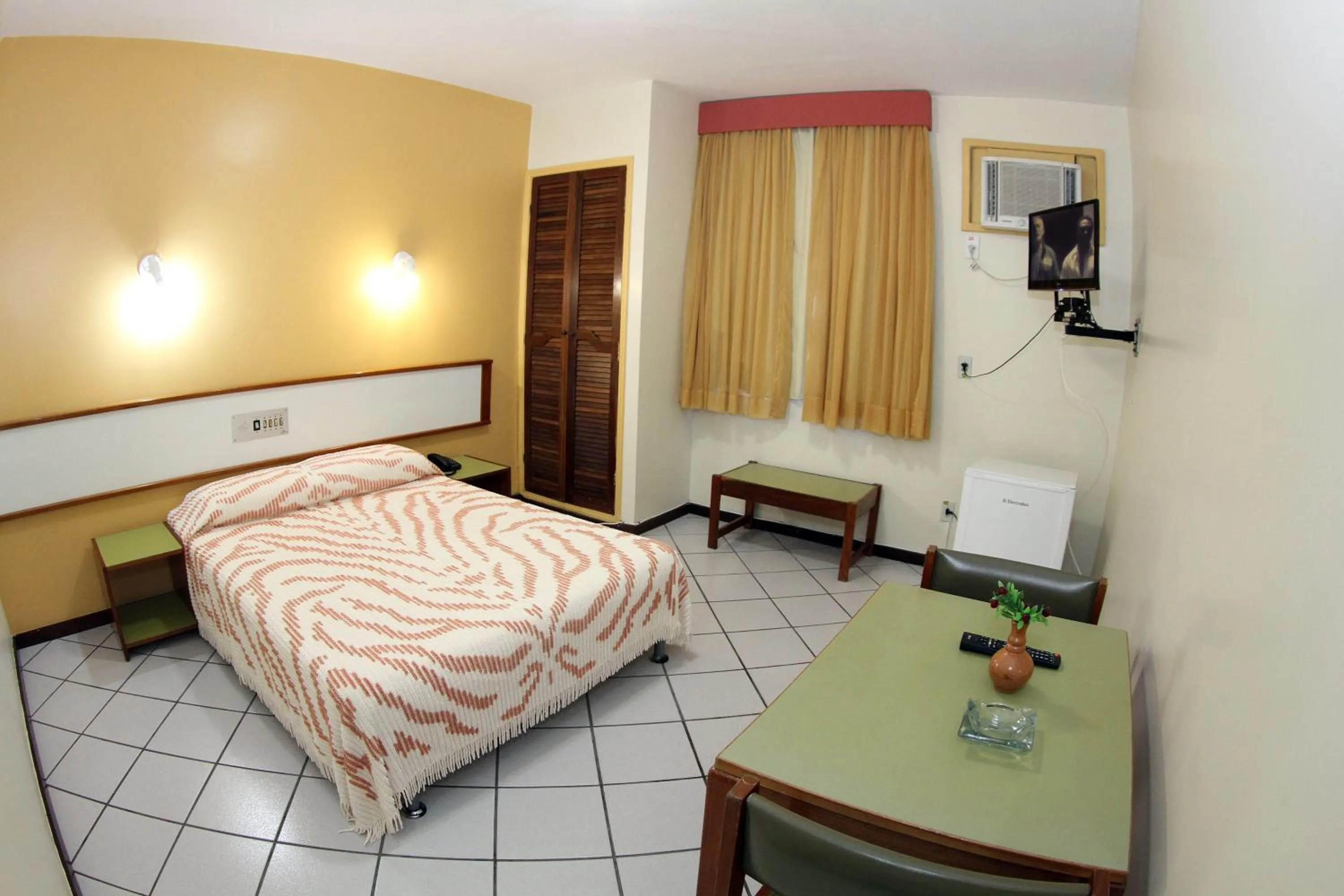 Bed in Nascimento Praia Hotel