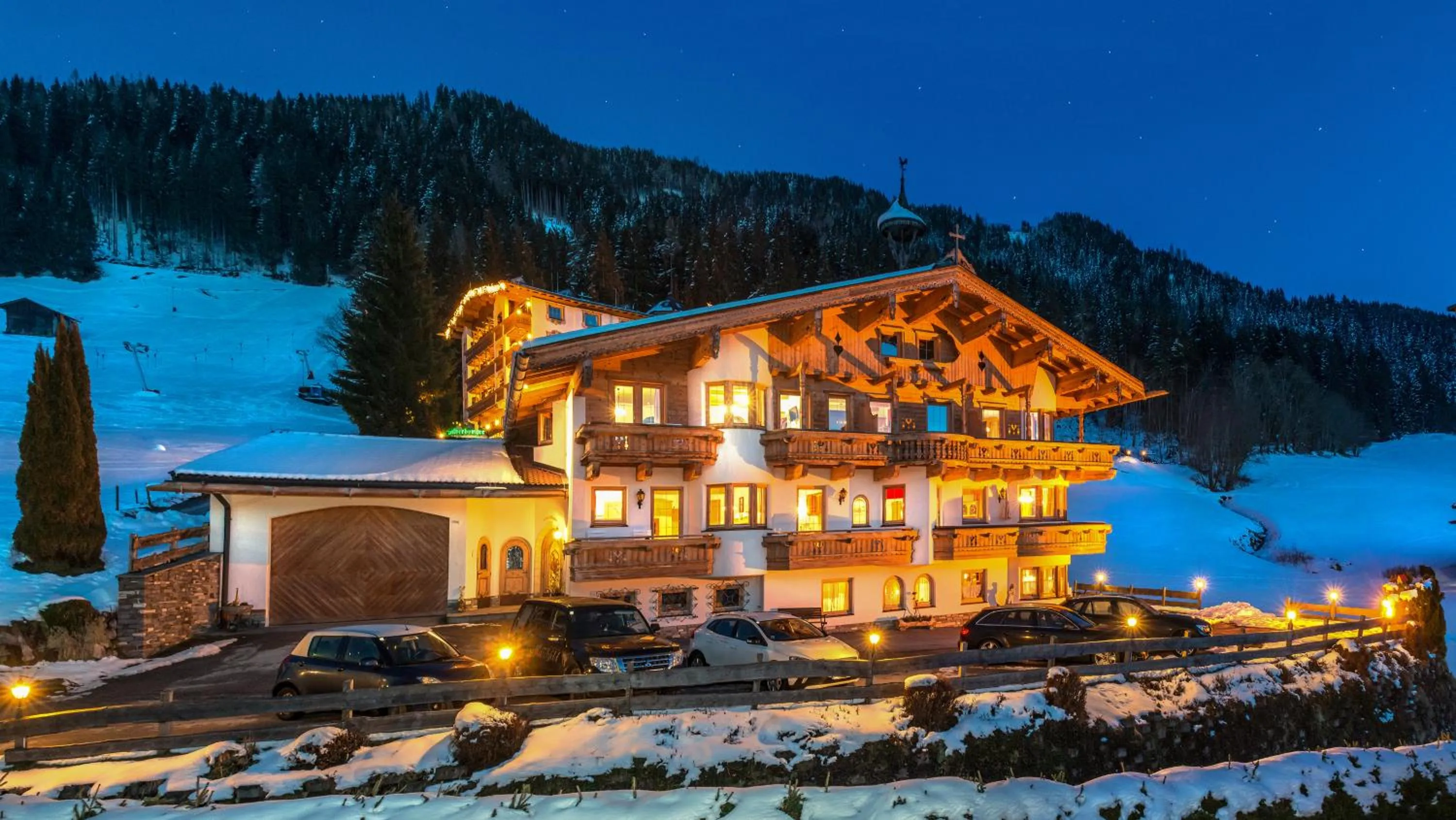 Property building in Hotel Landhaus Marchfeld