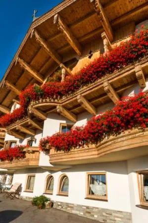 Facade/entrance in Hotel Landhaus Marchfeld