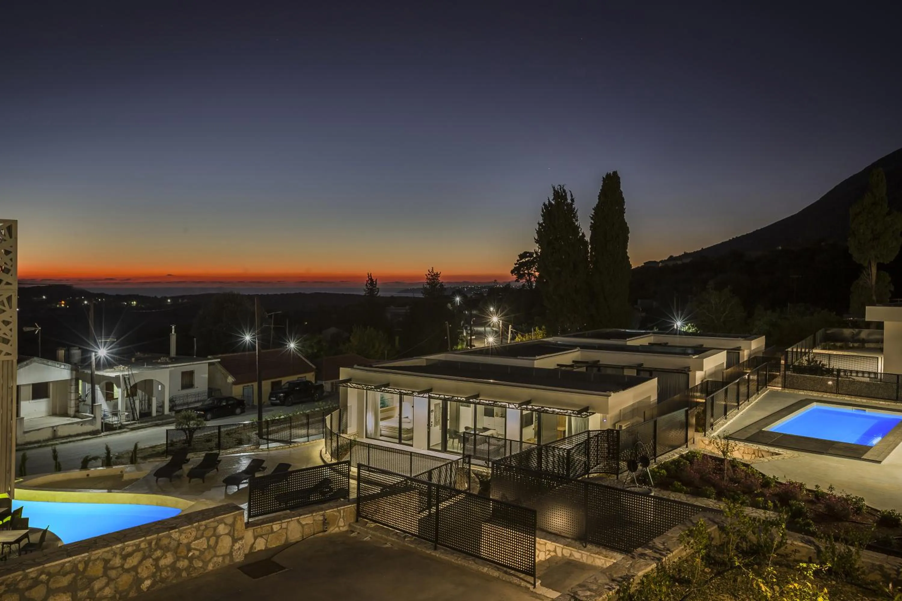 Night in Erolidae Villas