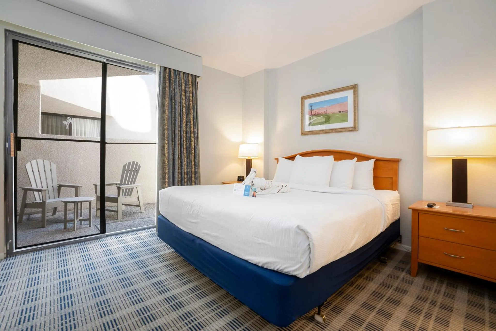 Bedroom, Bed in Vista Mirage Resort