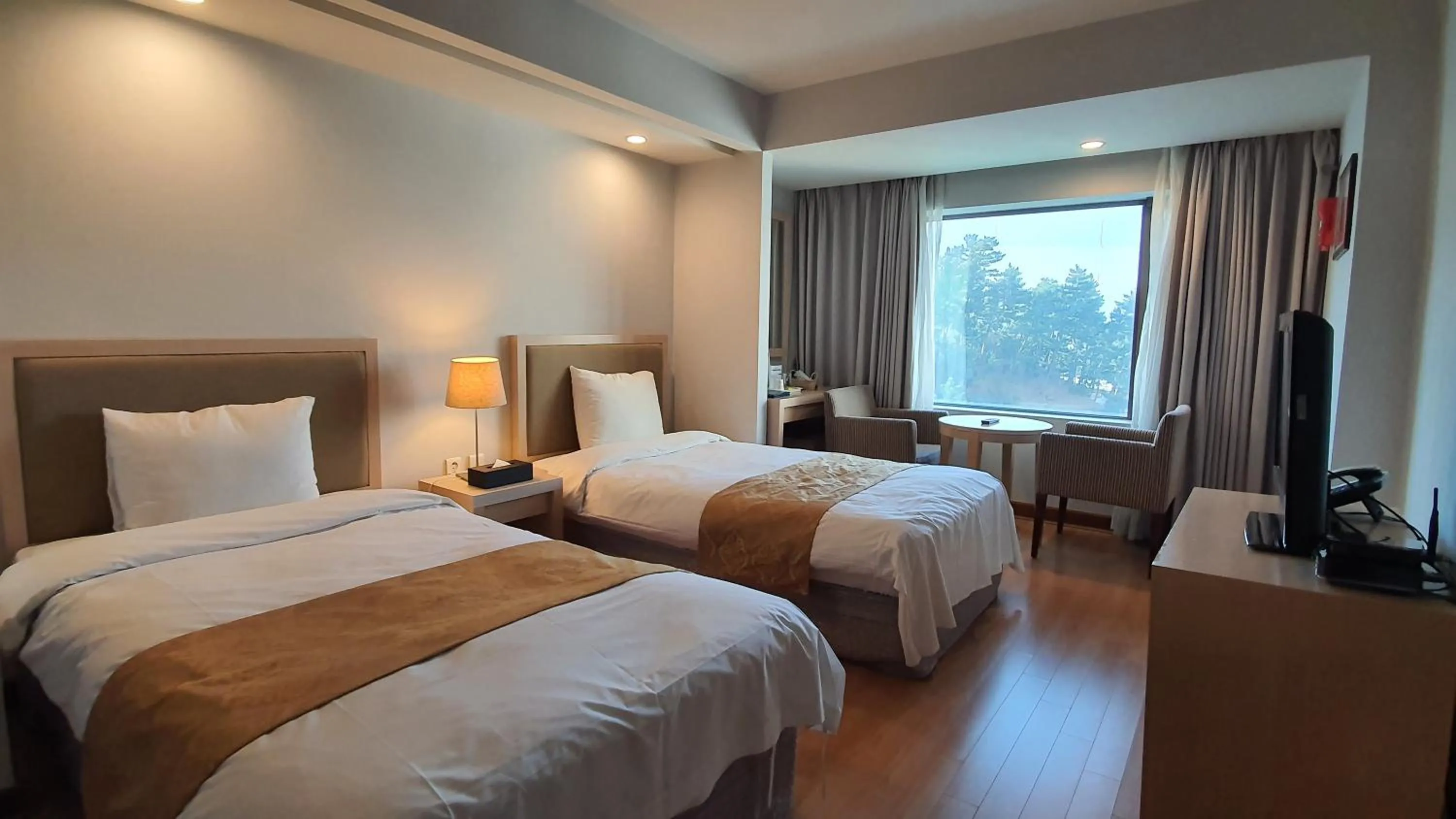 Bed in Gyungpo Beach Hotel