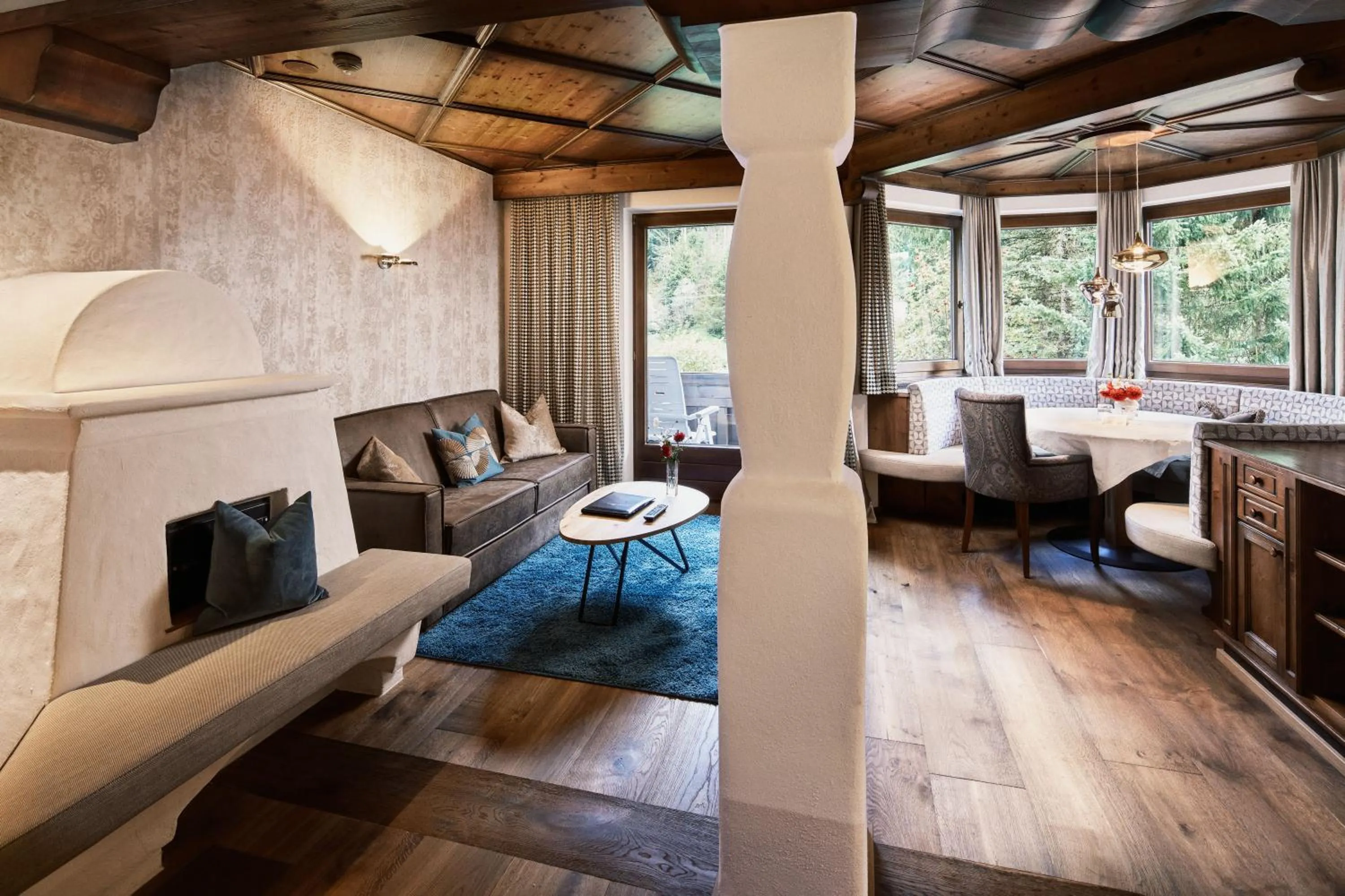 Photo of the whole room, Bed in Brugger's Genießerhotel Lanersbacherhof