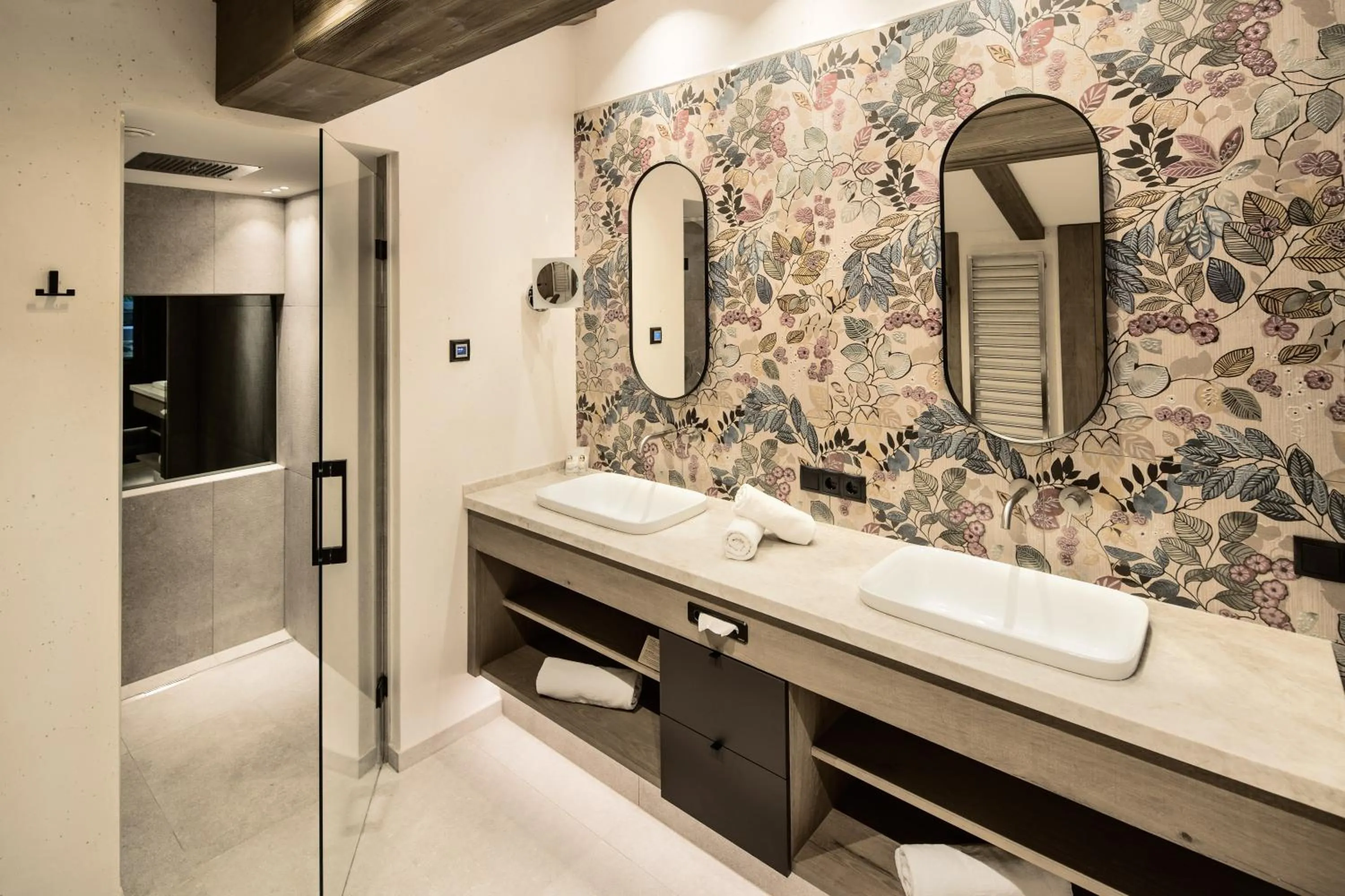 Photo of the whole room in Brugger's Genießerhotel Lanersbacherhof