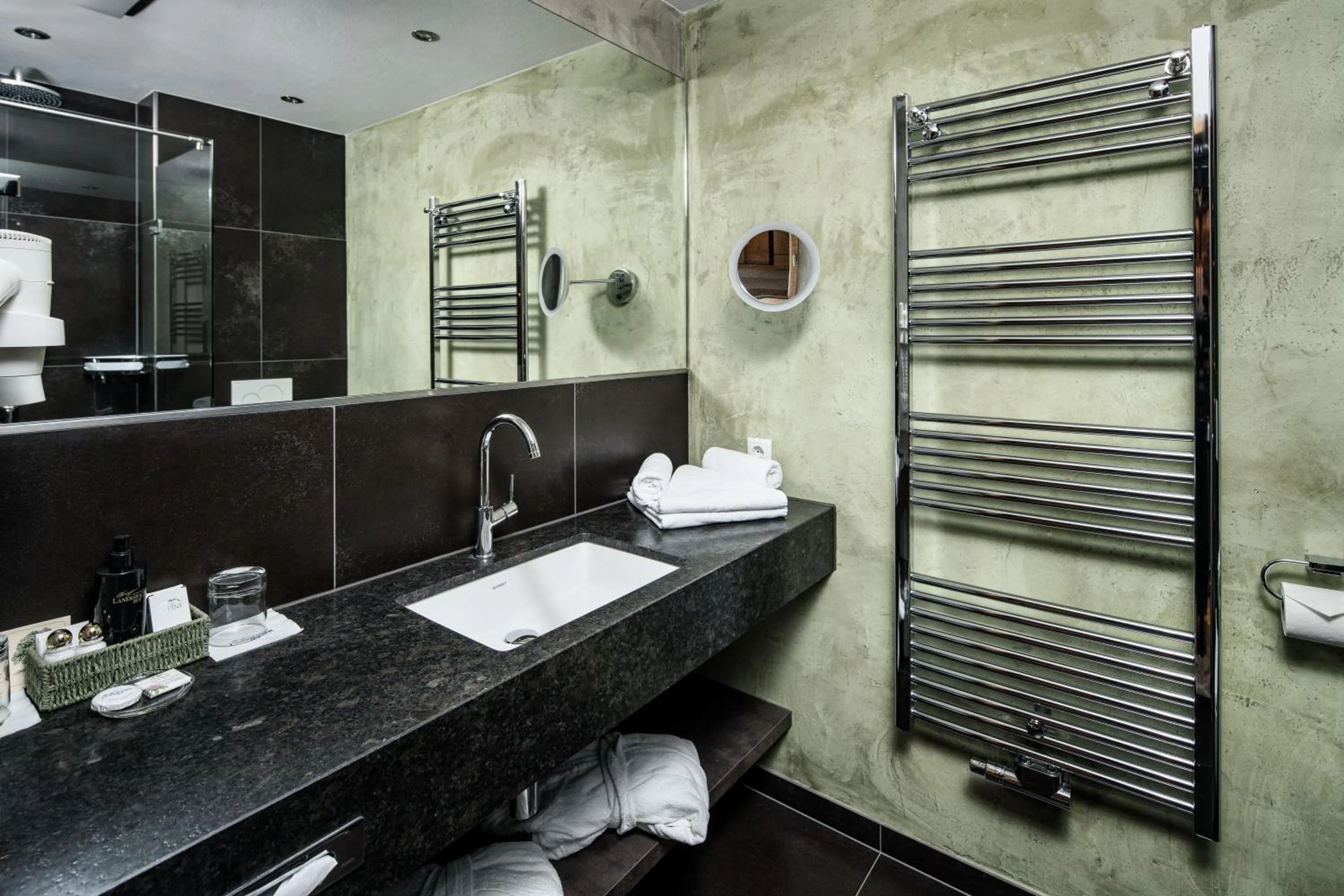 Photo of the whole room in Brugger's Genießerhotel Lanersbacherhof