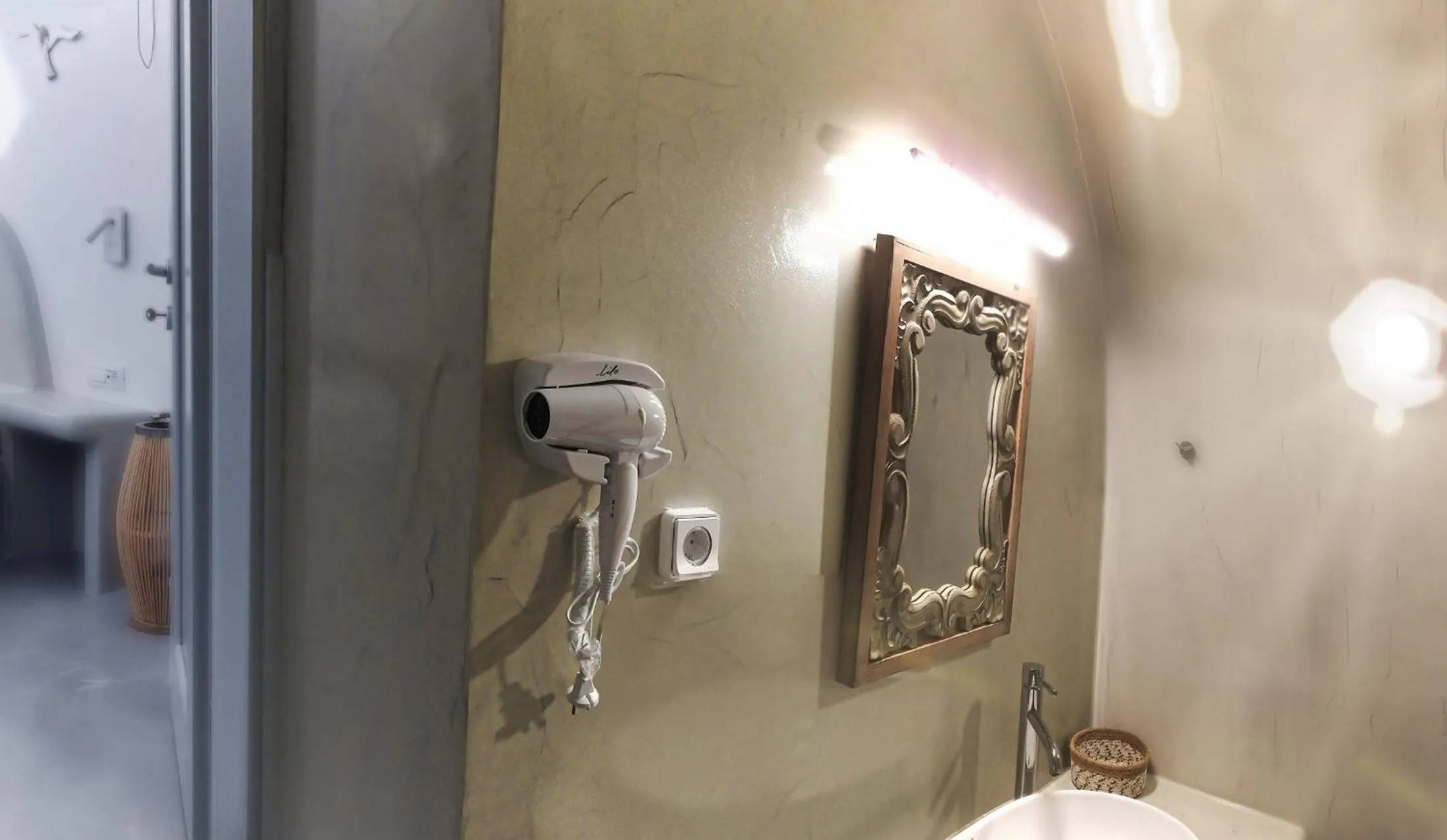 Shower in Golden Stone Santorini Suites