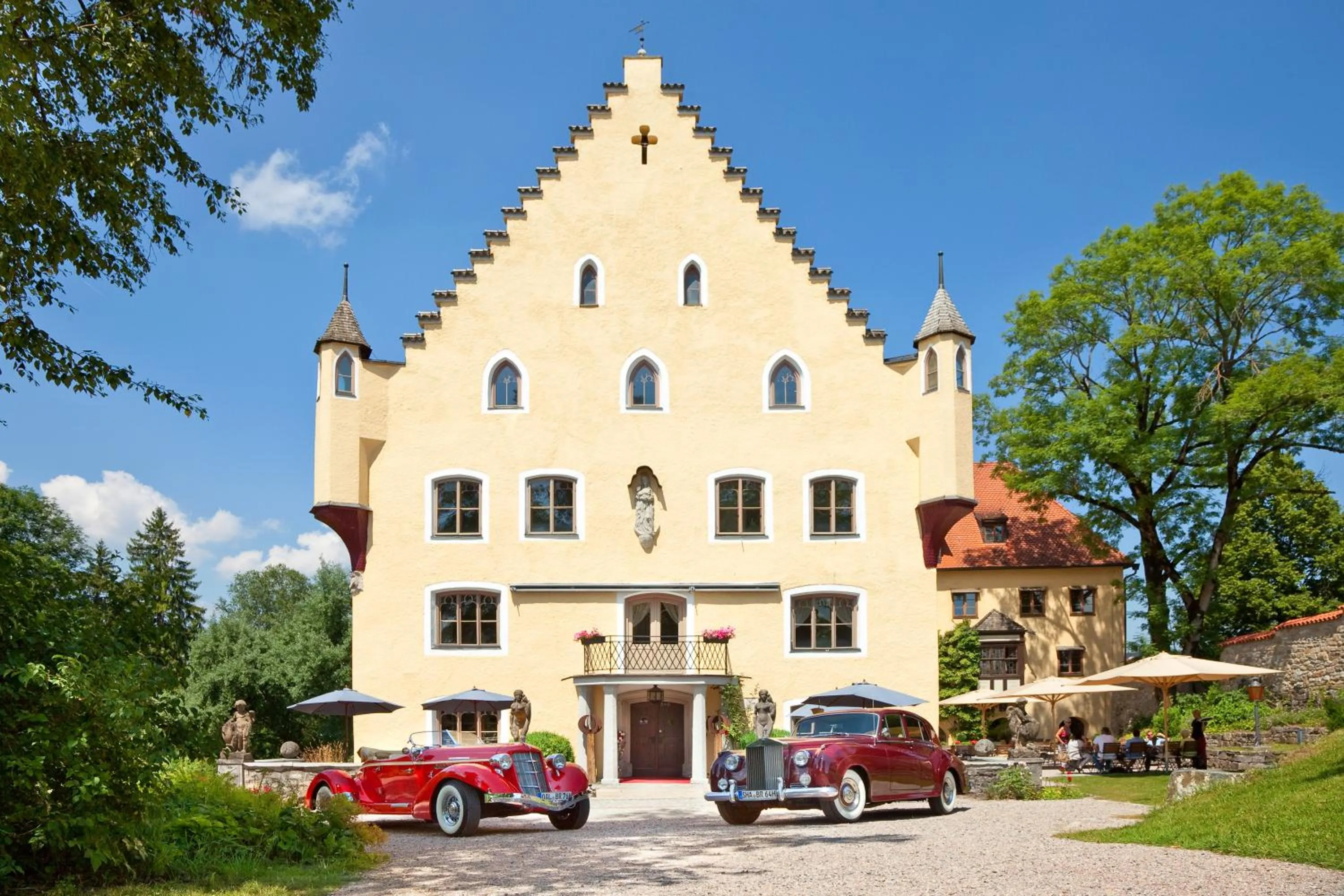 Property building in Schloss zu Hopferau
